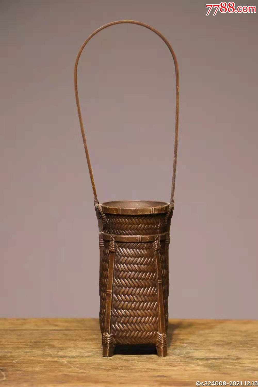 民国时期锡质小花篮完整结实品相如图尺寸357