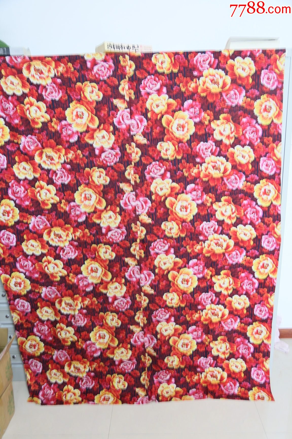 老被面收藏780年代老被面花朵图案影视道具5052