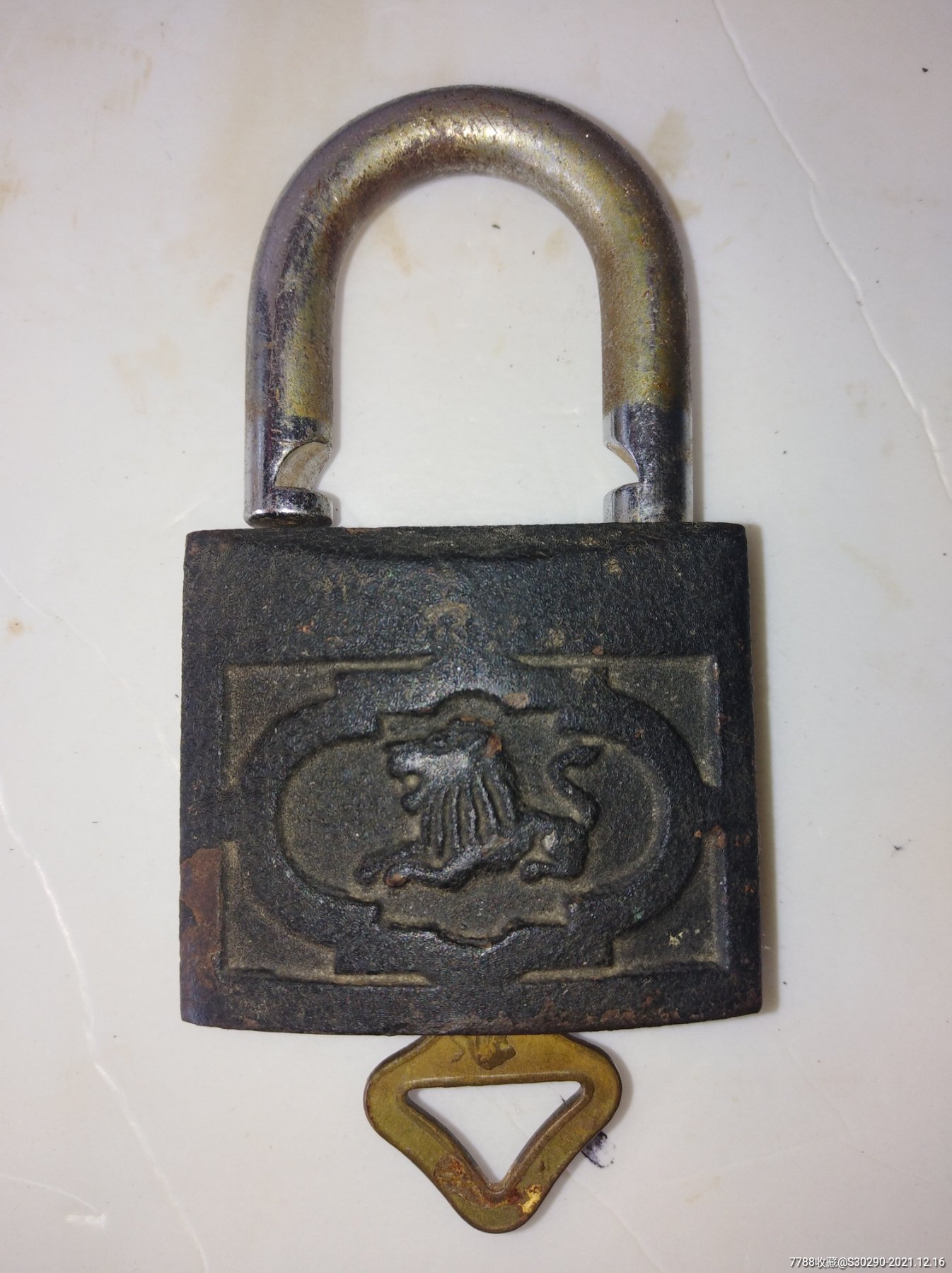 狮子挂锁原配钥匙