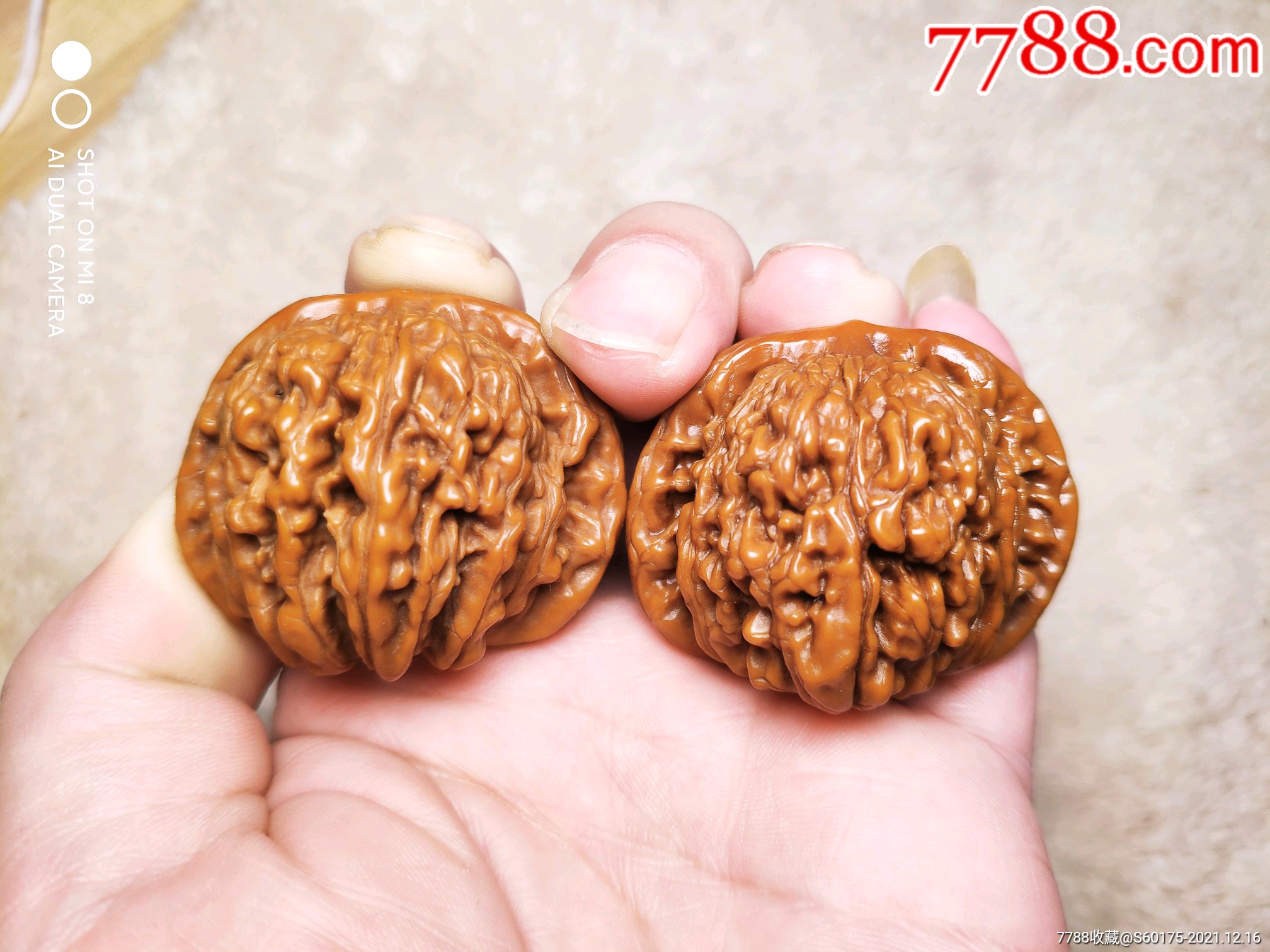 文玩核桃四座楼狮子头一对