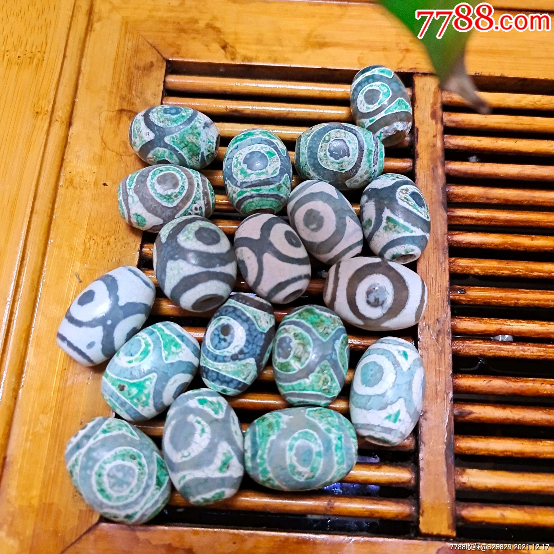 旧藏精品绿沁三眼天珠单价