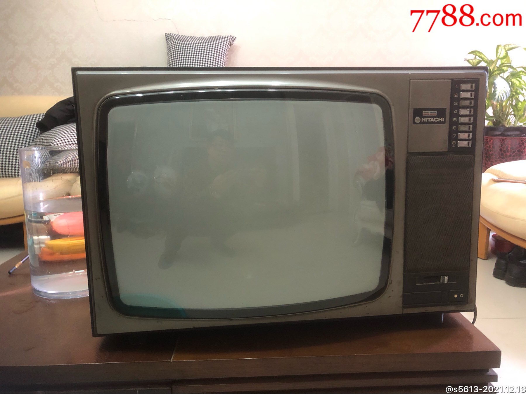 80年代日立牌电视机图片