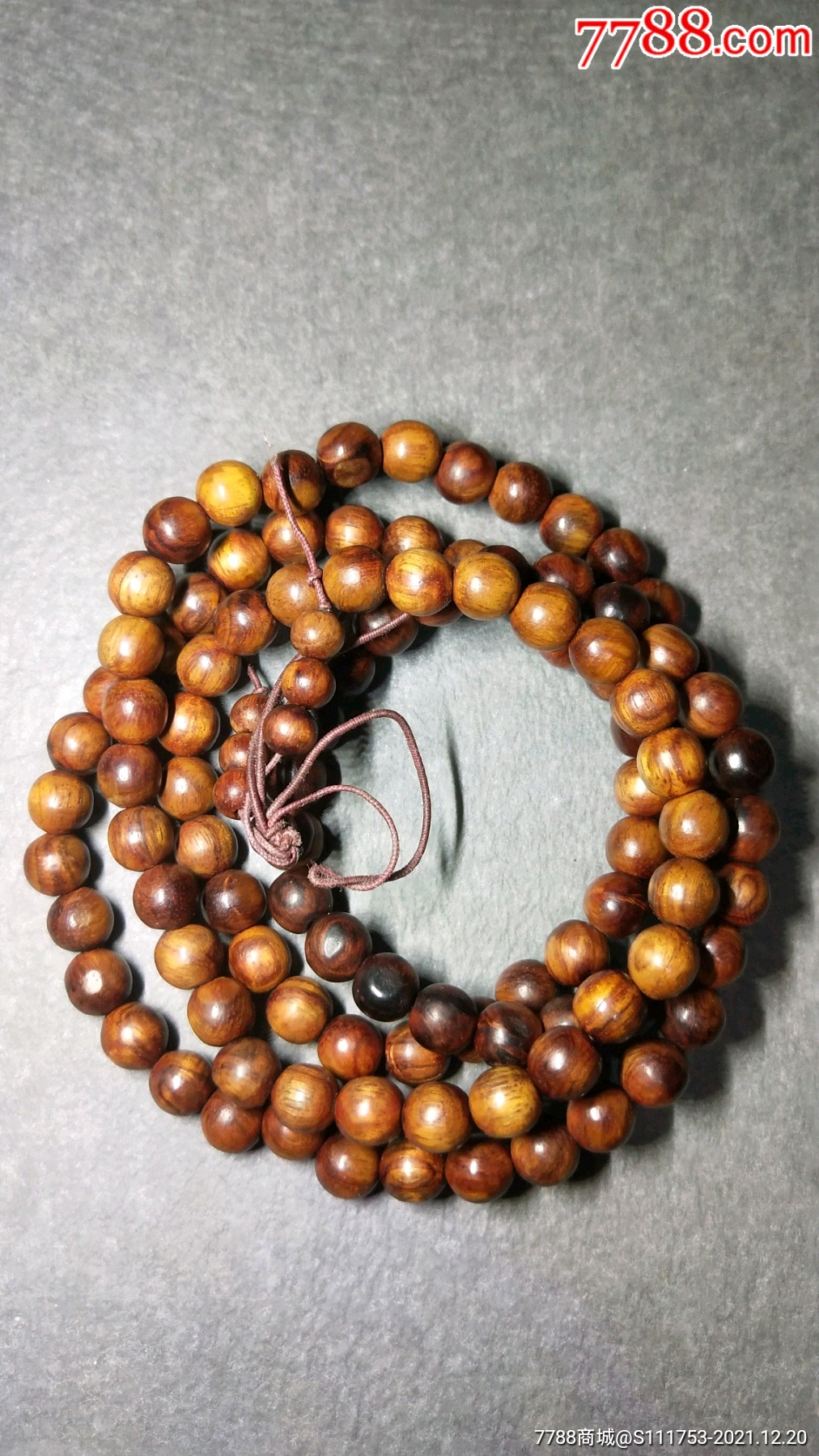 黄花梨手串108粒不是正圆珠子