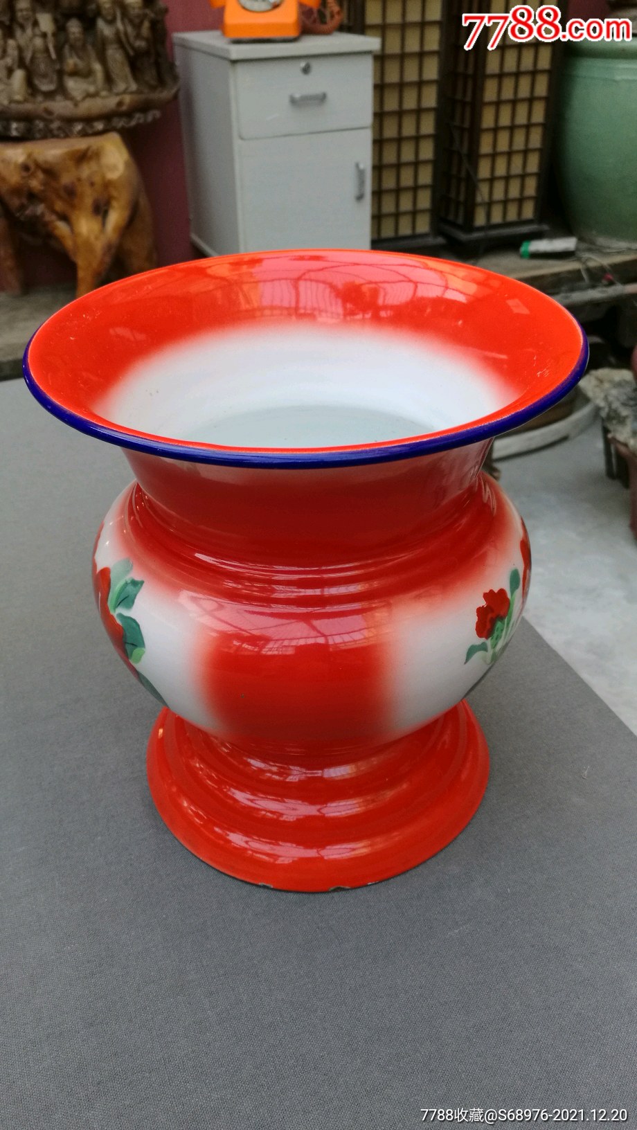 搪瓷痰盂60年代68年10月2日搪瓷桶全新未用可做影视道具怀旧情景摆