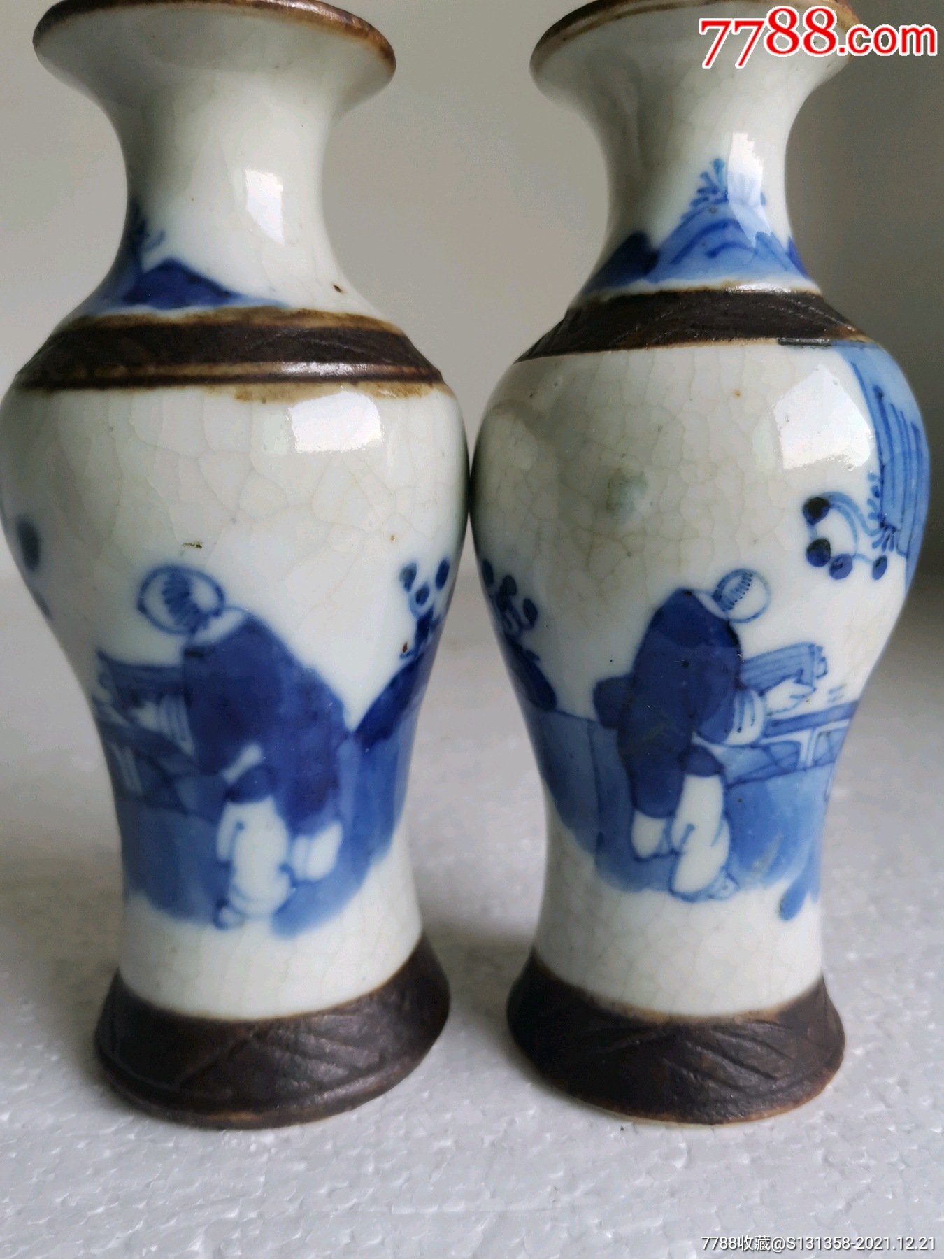 晚清哥釉青花人物携琴访友小观音瓶一对全品_青花瓷_第7张_7788钱币网