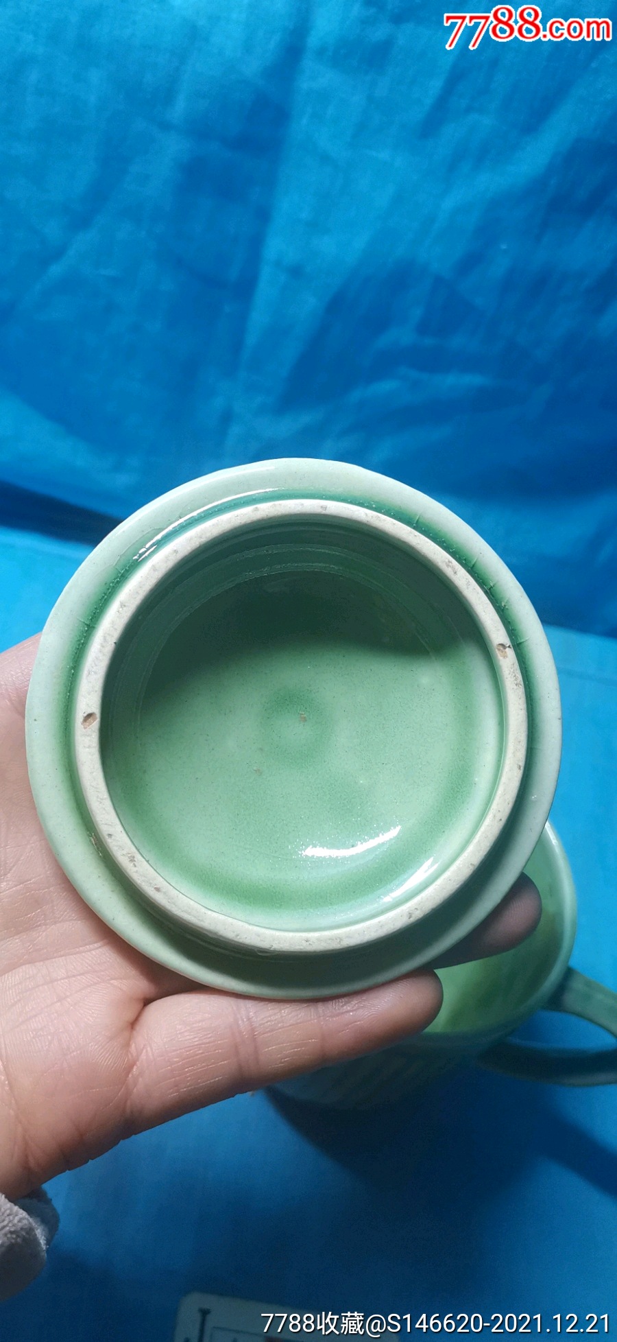 绿釉老瓷杯