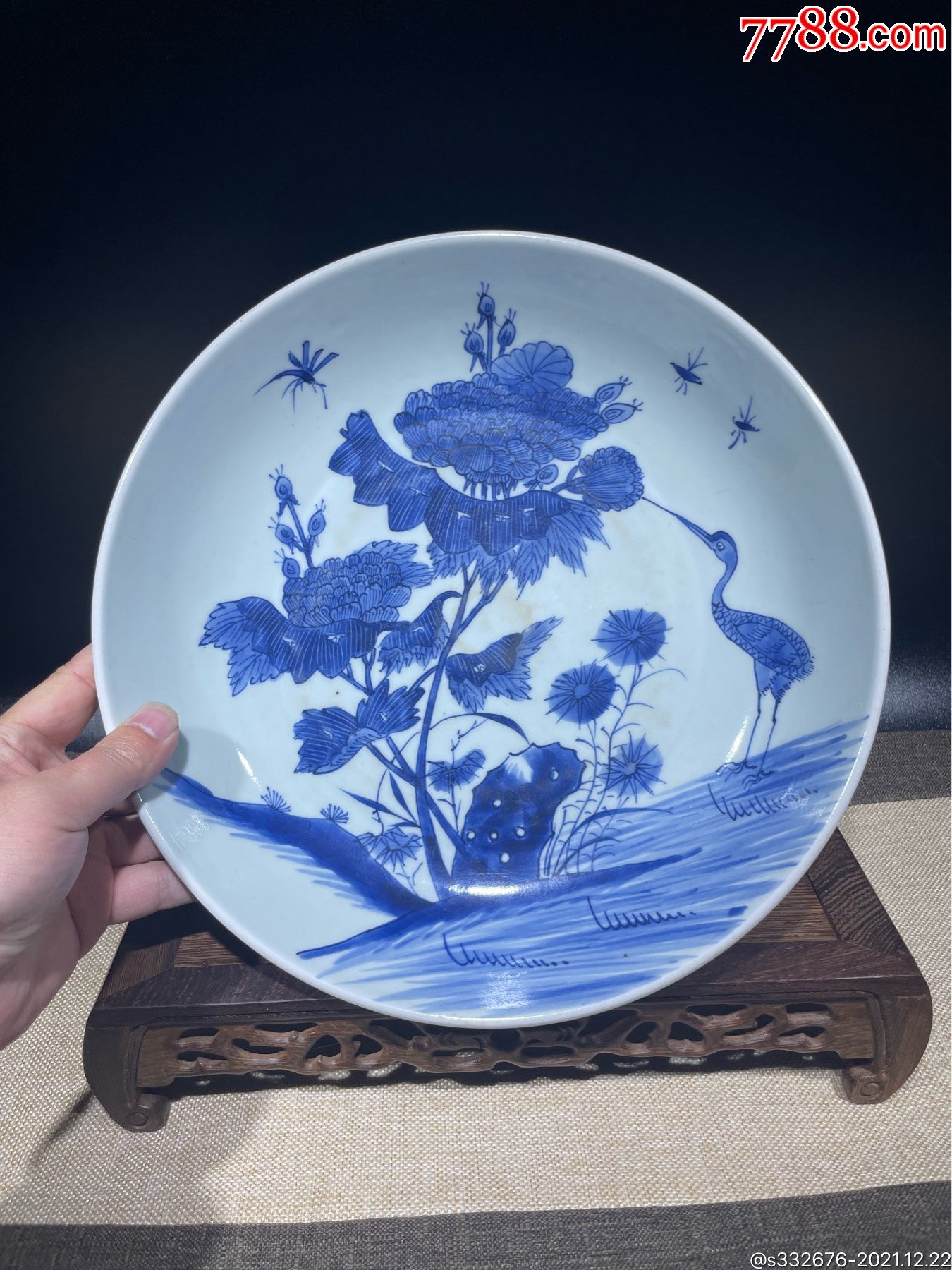 青花仙鹤花卉纹大盘