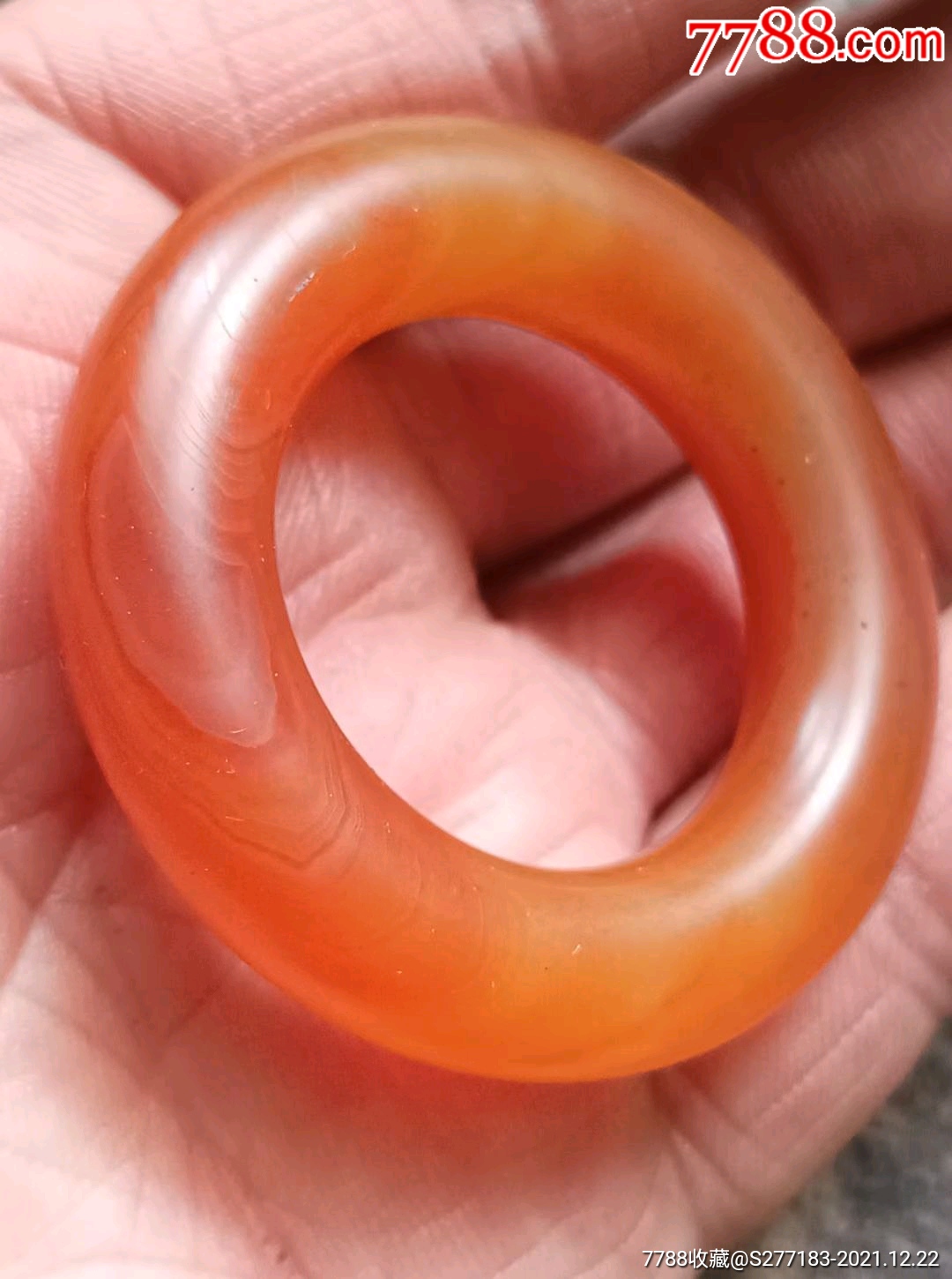 玛瑙袈裟环保存完整品相如图尺寸如图