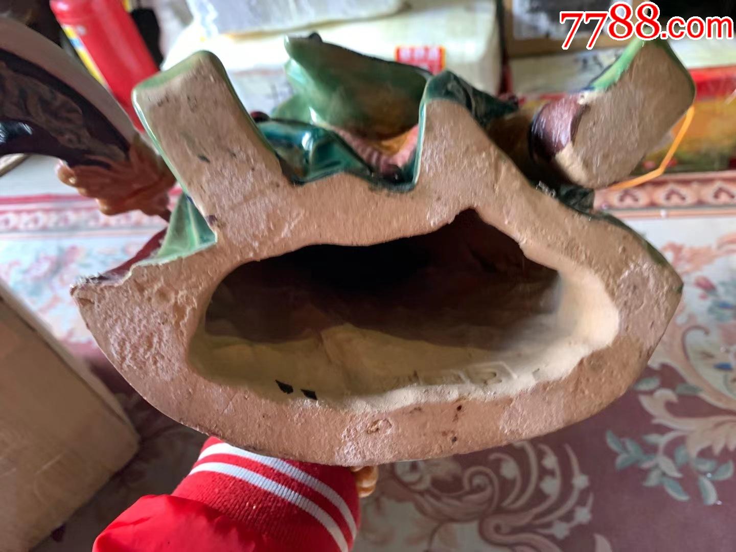 广东省陶瓷工艺美术大师梁润枝作品全手工石湾关公武财神高40公分