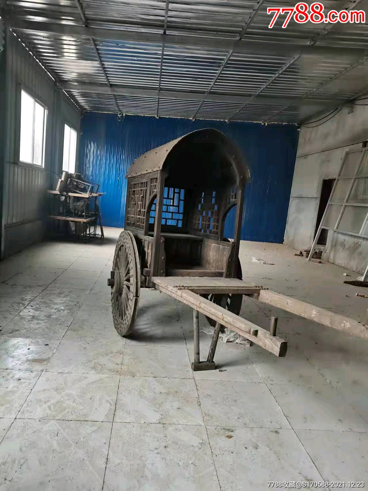 老榆木马车造型独特做工精细用于影视道具旅游景点摆放尺寸长36宽1米