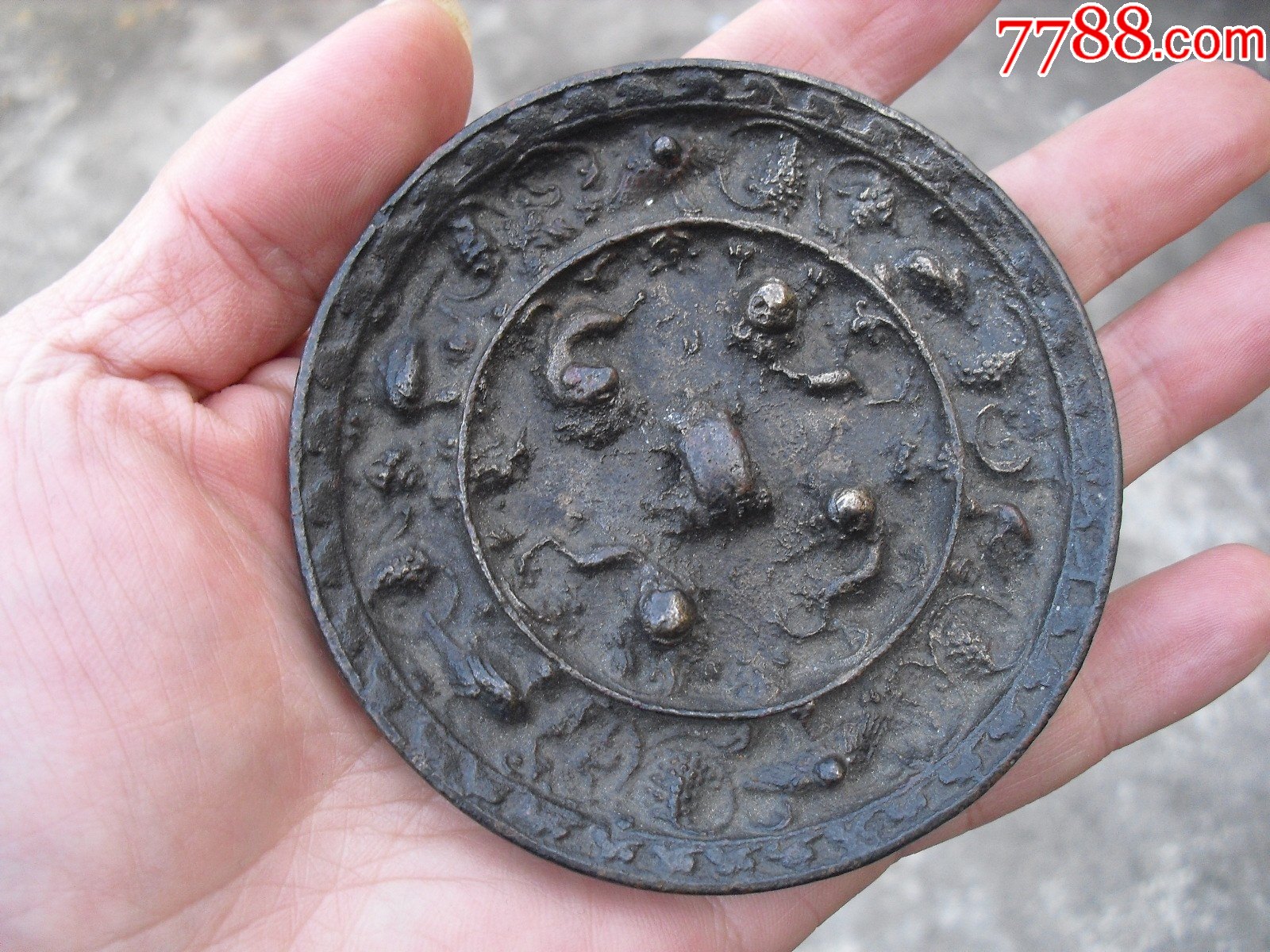 海兽葡萄镜_铜镜_第1张_7788铜器收藏