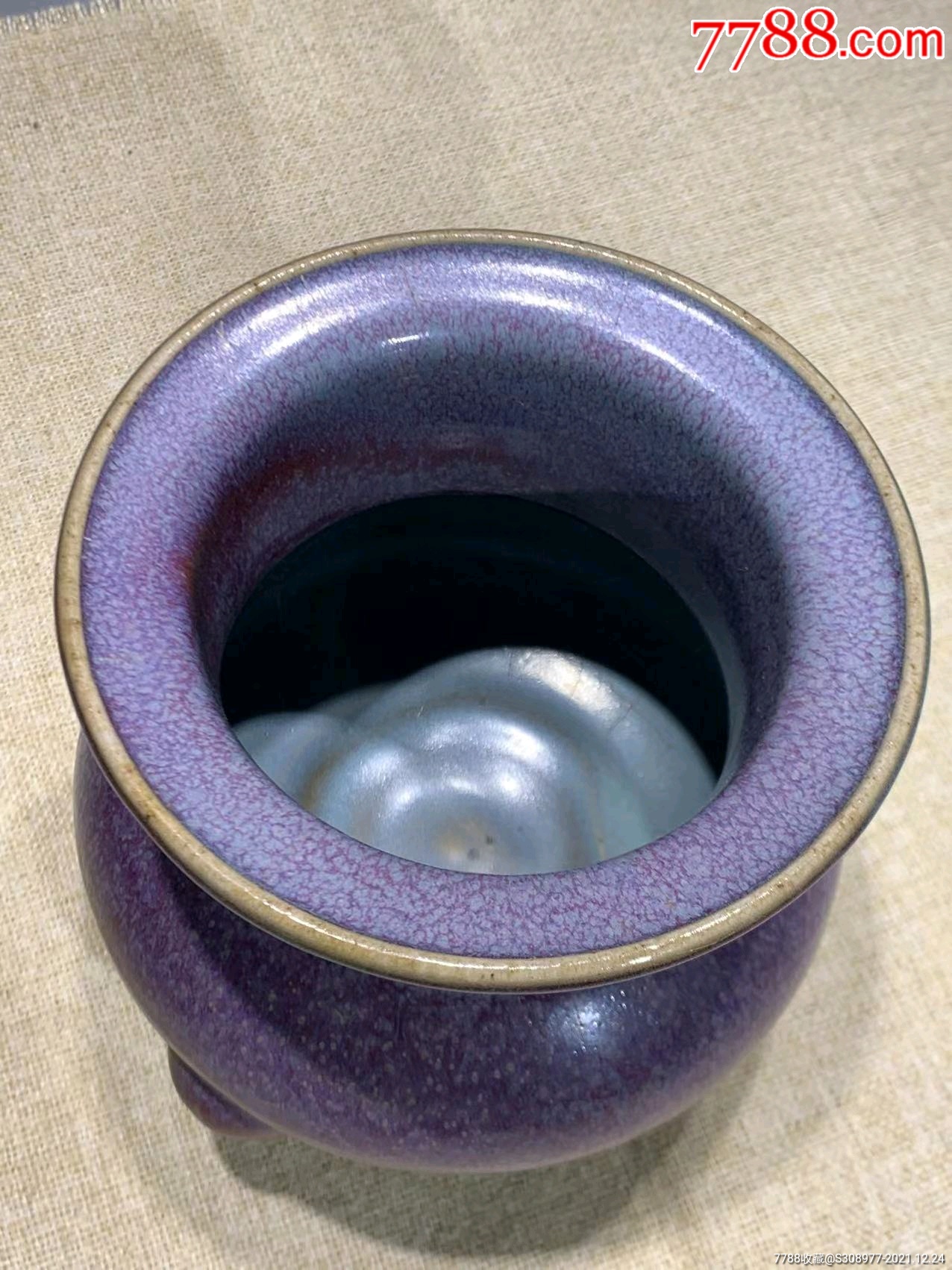 宋代满红釉钧窑折沿香炉