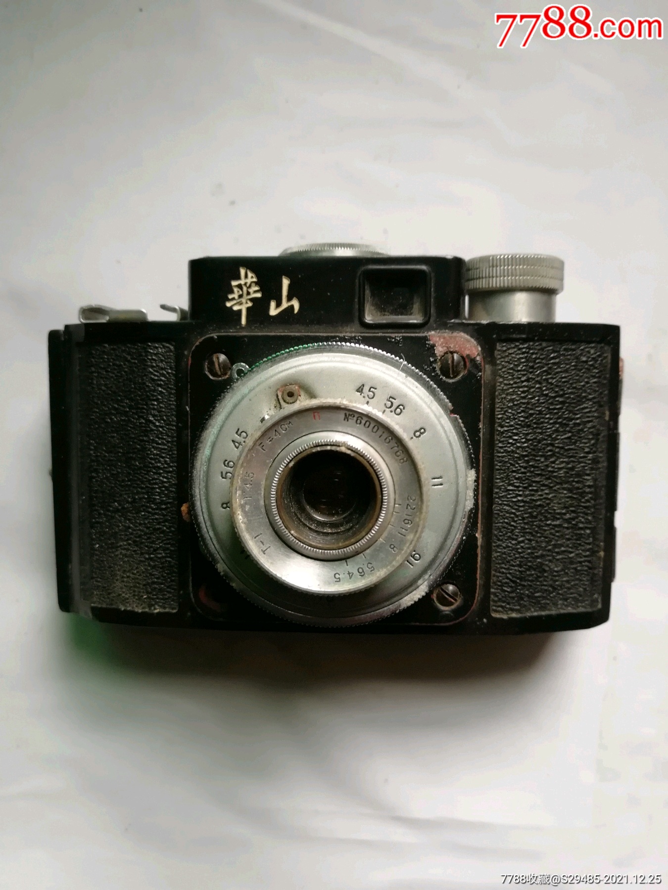 五十年代早期胶木华山相机