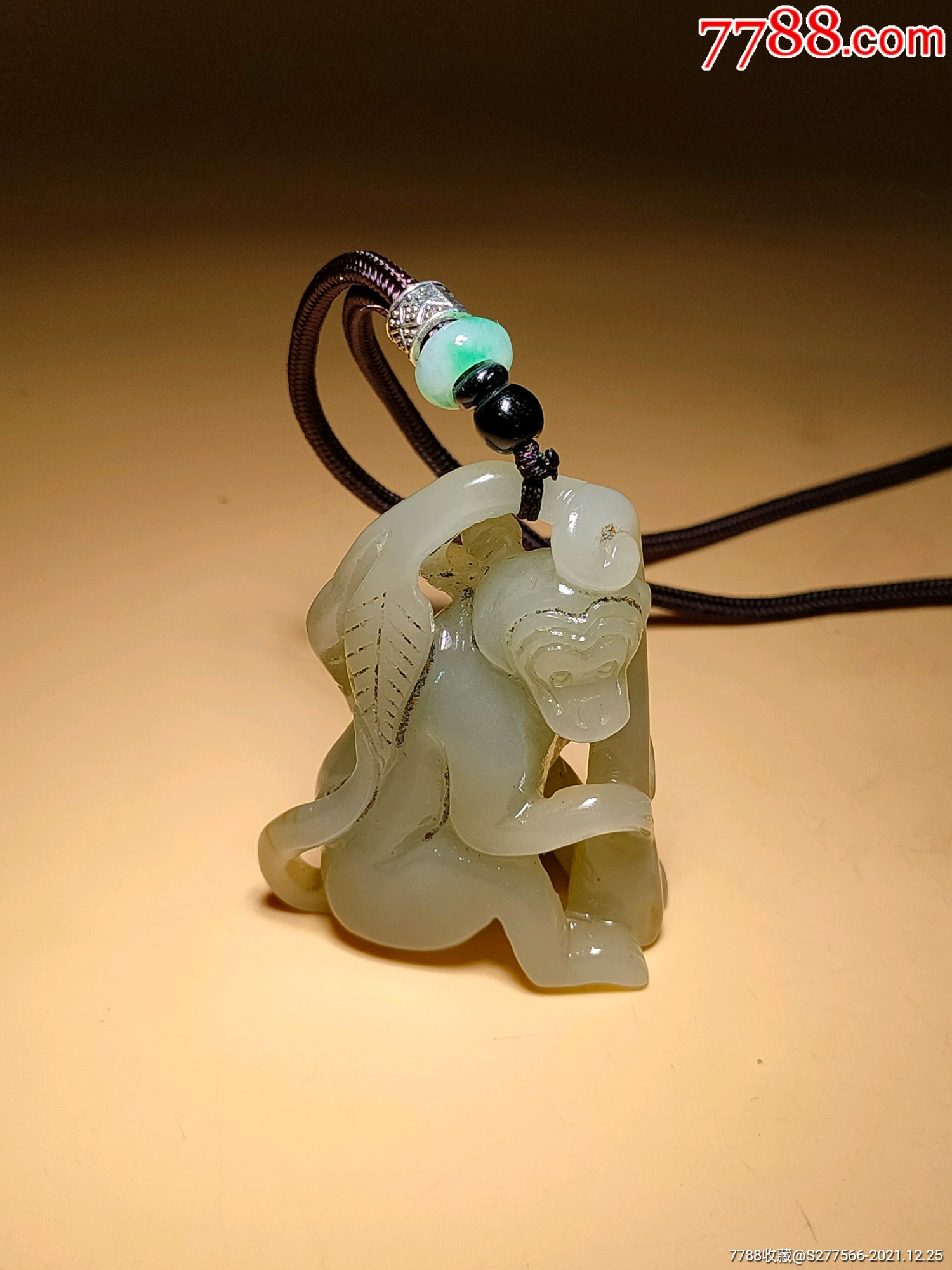 清代和田玉雕刻一夜封侯玉挂坠摆件