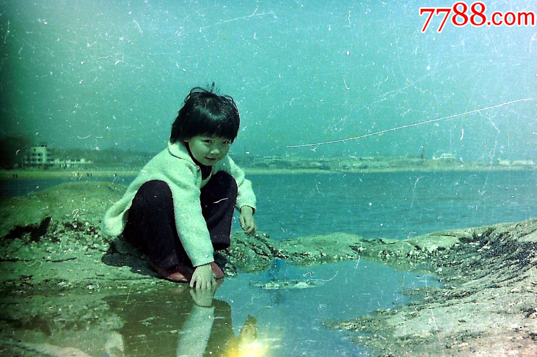 河边的小女孩仅上传反转后的照片部分135老底片