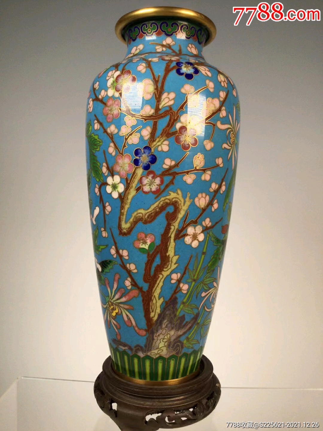 罕见创汇时期精品景泰蓝梅兰竹菊四君子纹瓶