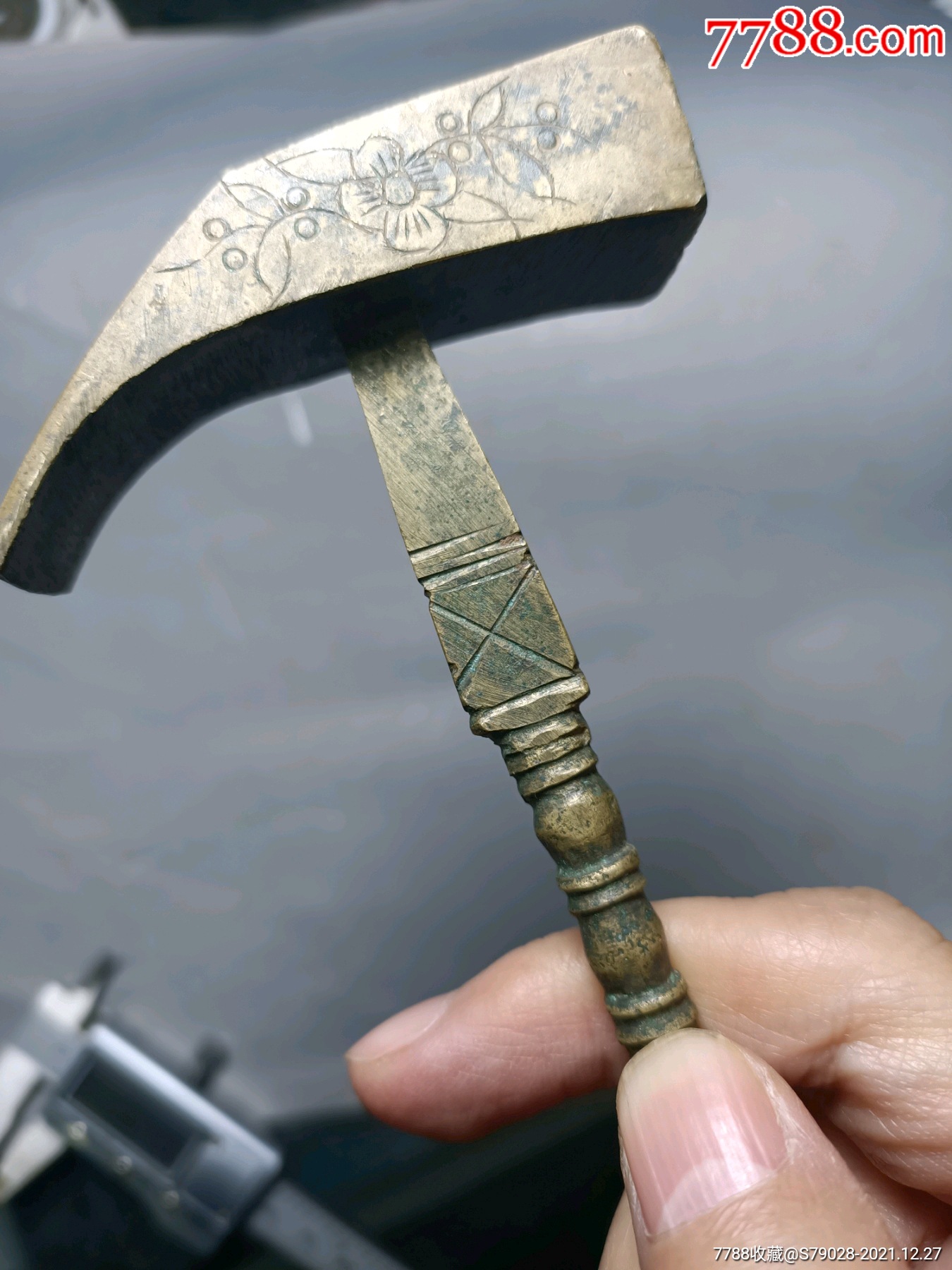 清代兵器铜锤图片