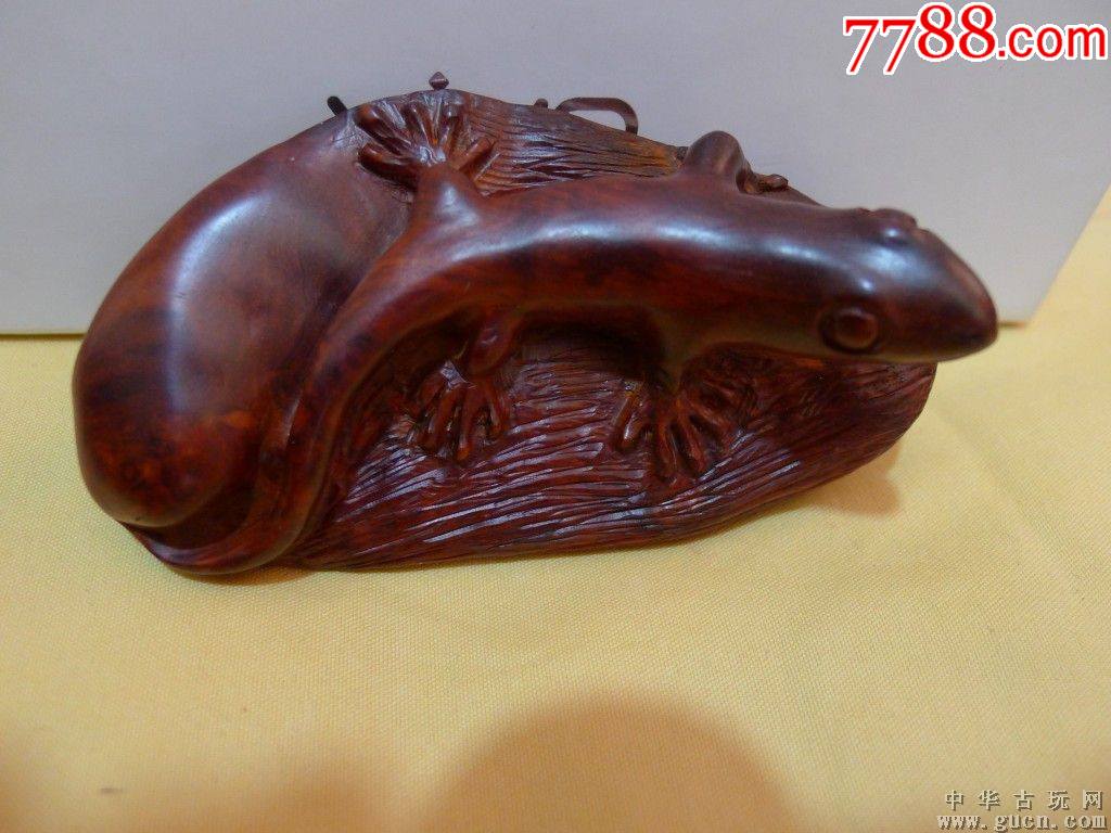 超精美小叶紫檀平安庇护壁虎