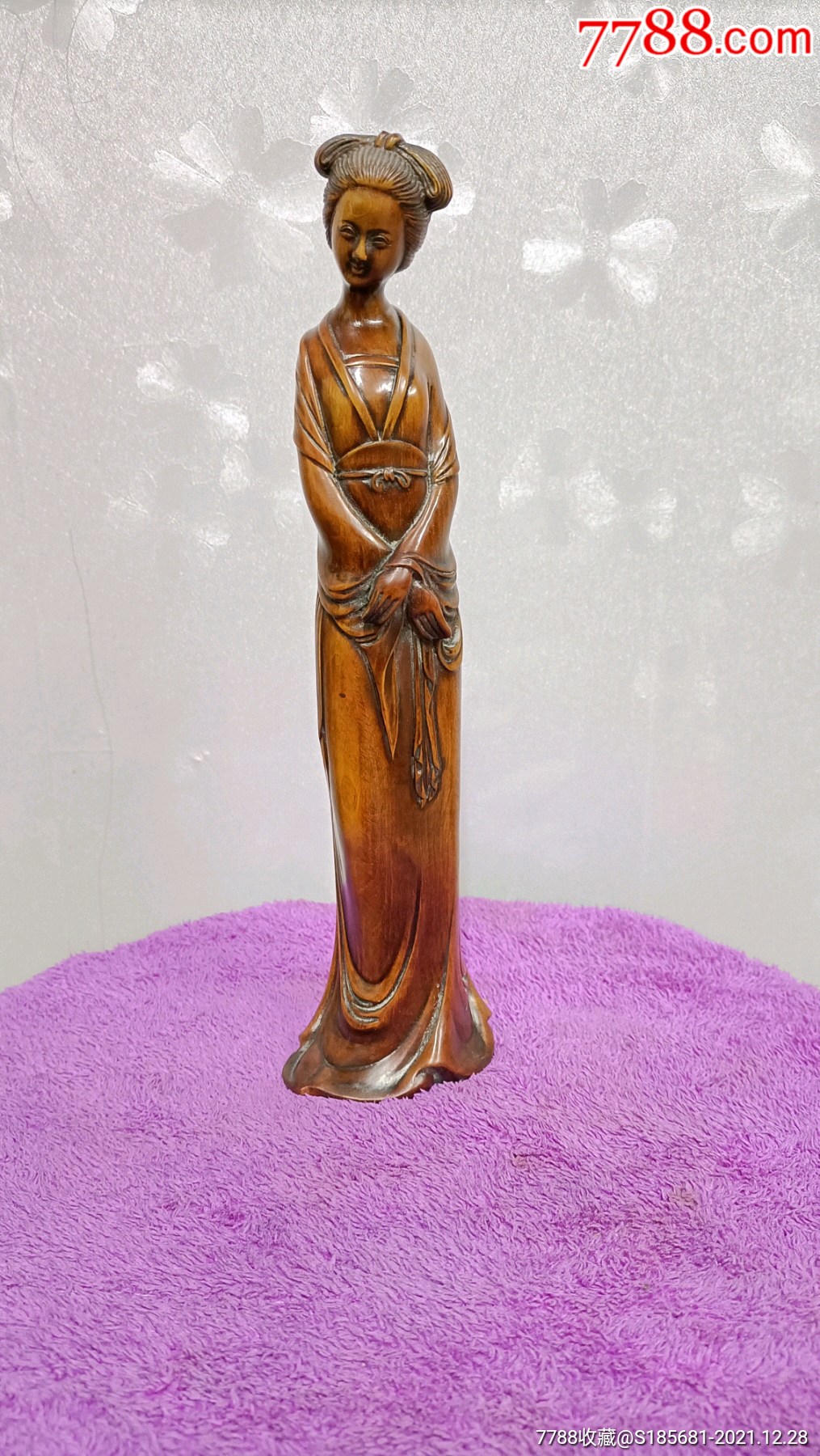 晚清小叶黄杨木仕女_木雕摆件_第1张_7788琉璃收藏