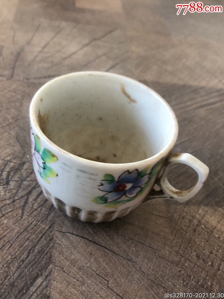老式彩绘瓷杯