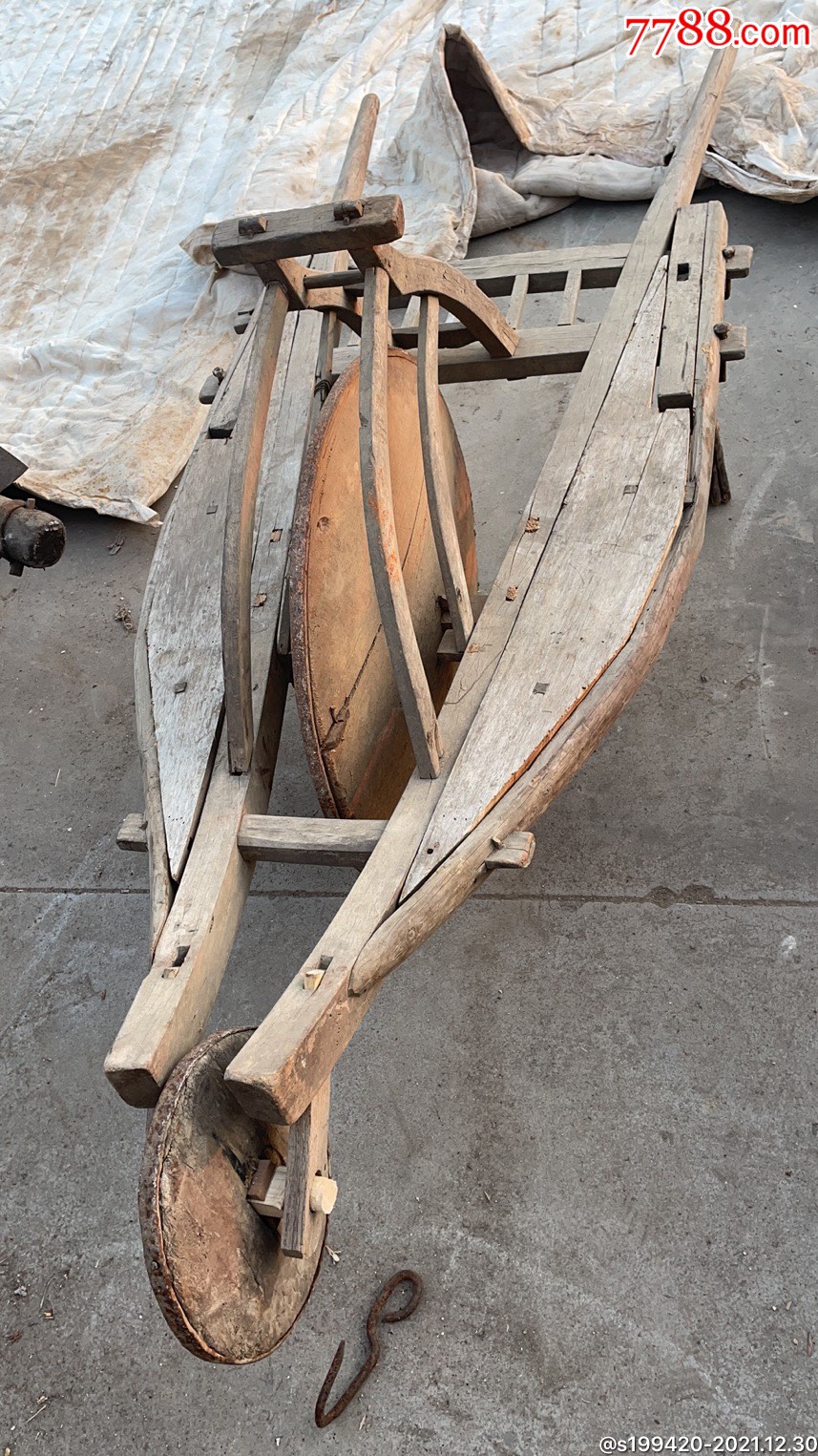 老榆木前后两轮木车保存完好展馆装修装饰