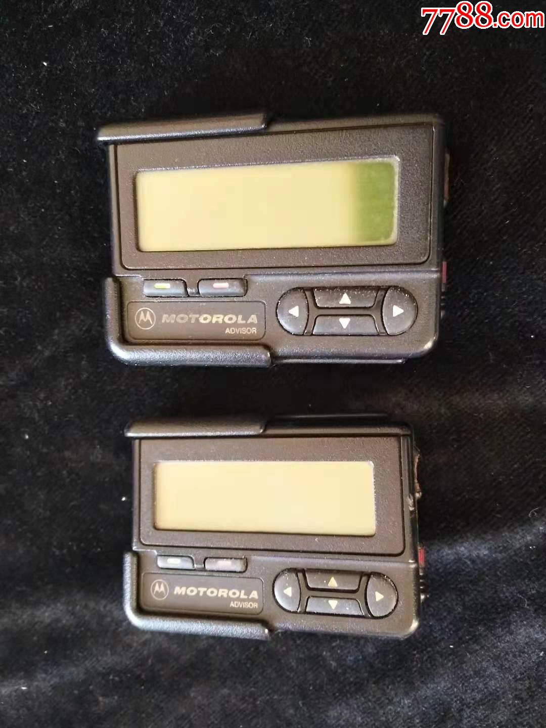 摩托罗拉汉显bb机两部合售