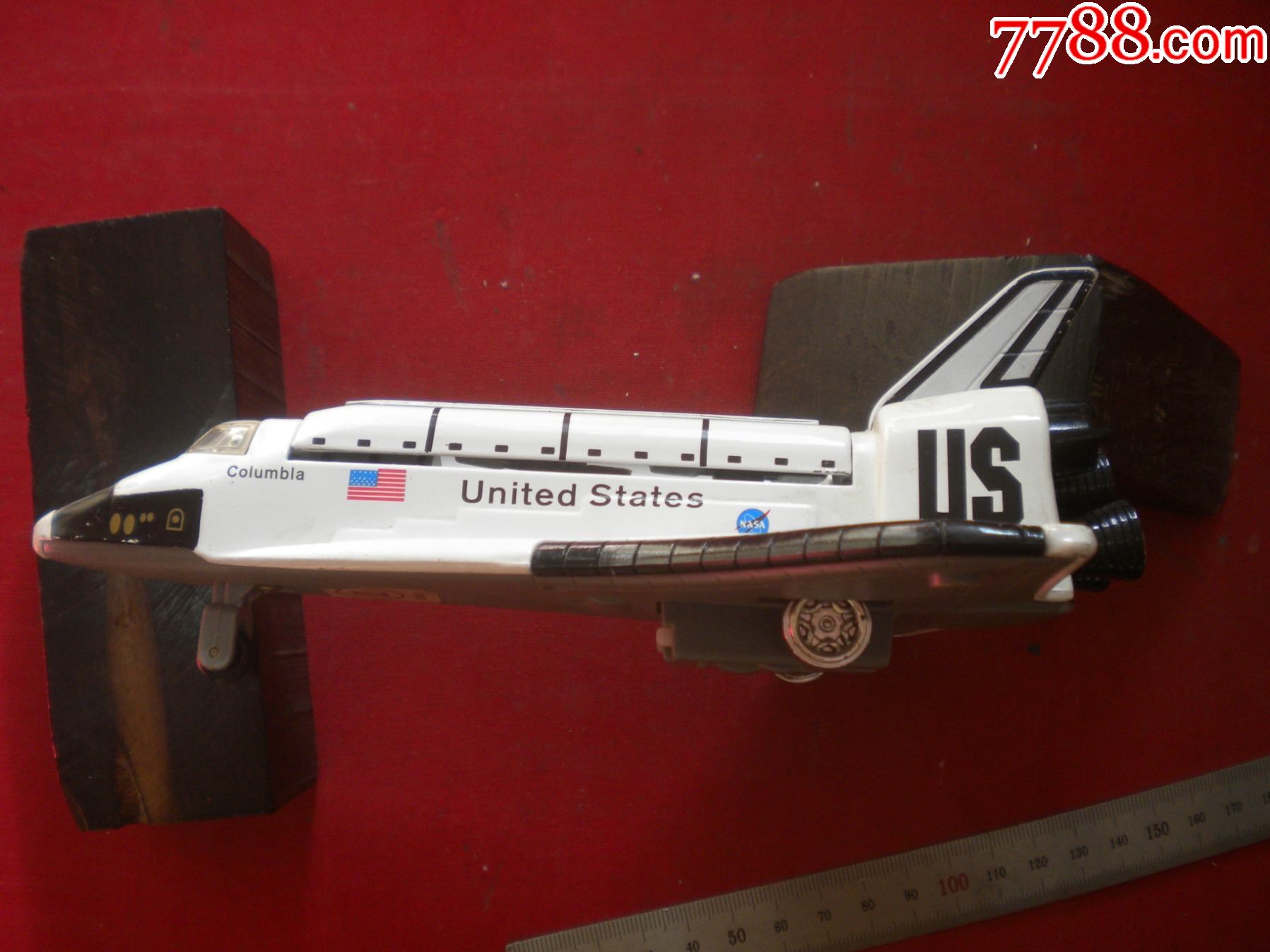 《白色宇宙飛船模型》，長(zhǎng)19厘米寬14厘米，中國(guó)制造出品9.5品，N2147號(hào)，_價(jià)格40元【盛京萬(wàn)泉書(shū)店】_第5張_7788收藏__收藏?zé)峋€