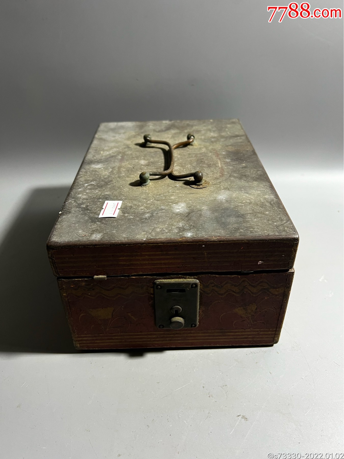 怀旧老物件民国时期麒麟商标化妆盒一只