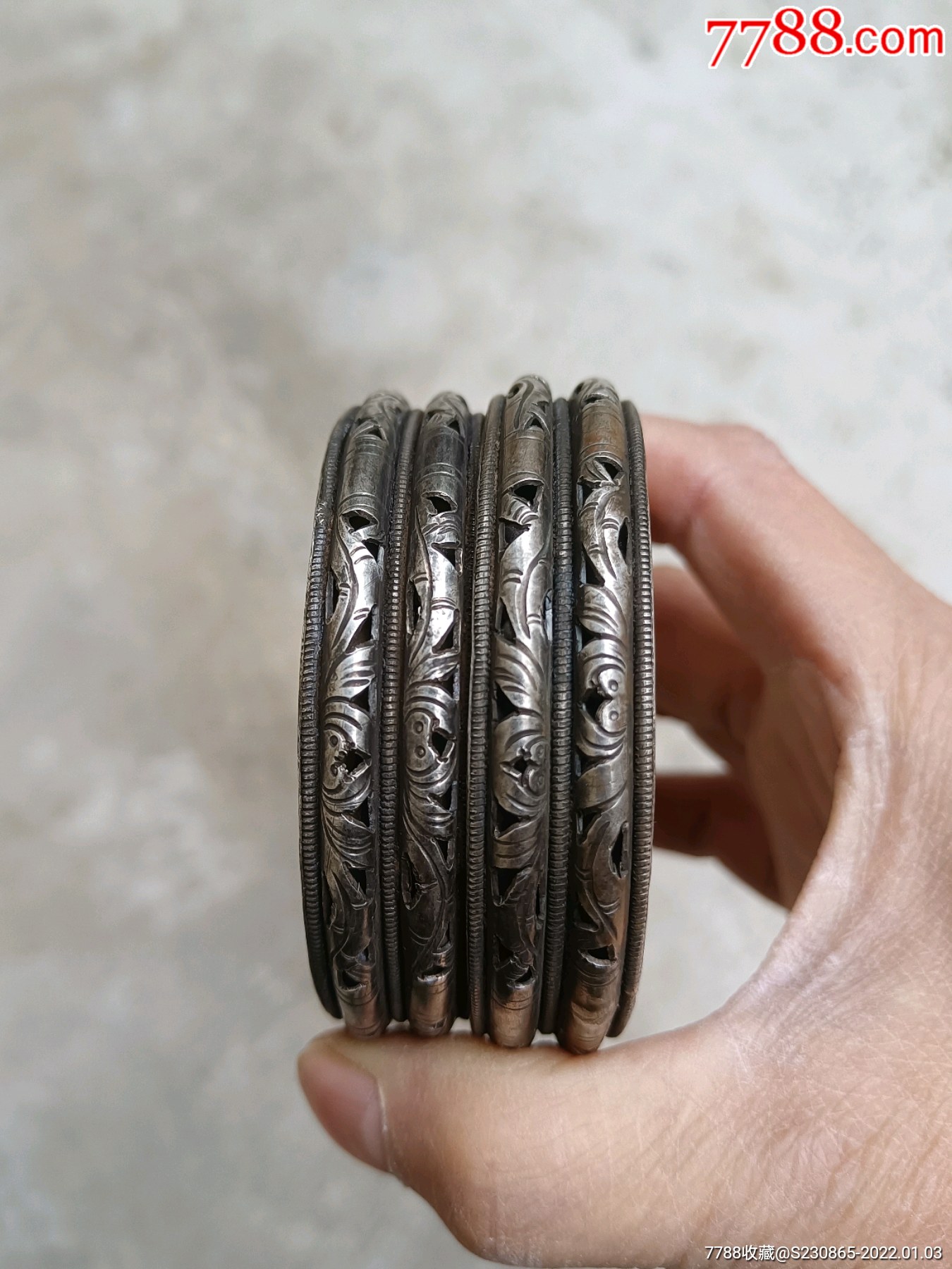 双滚龙银手镯