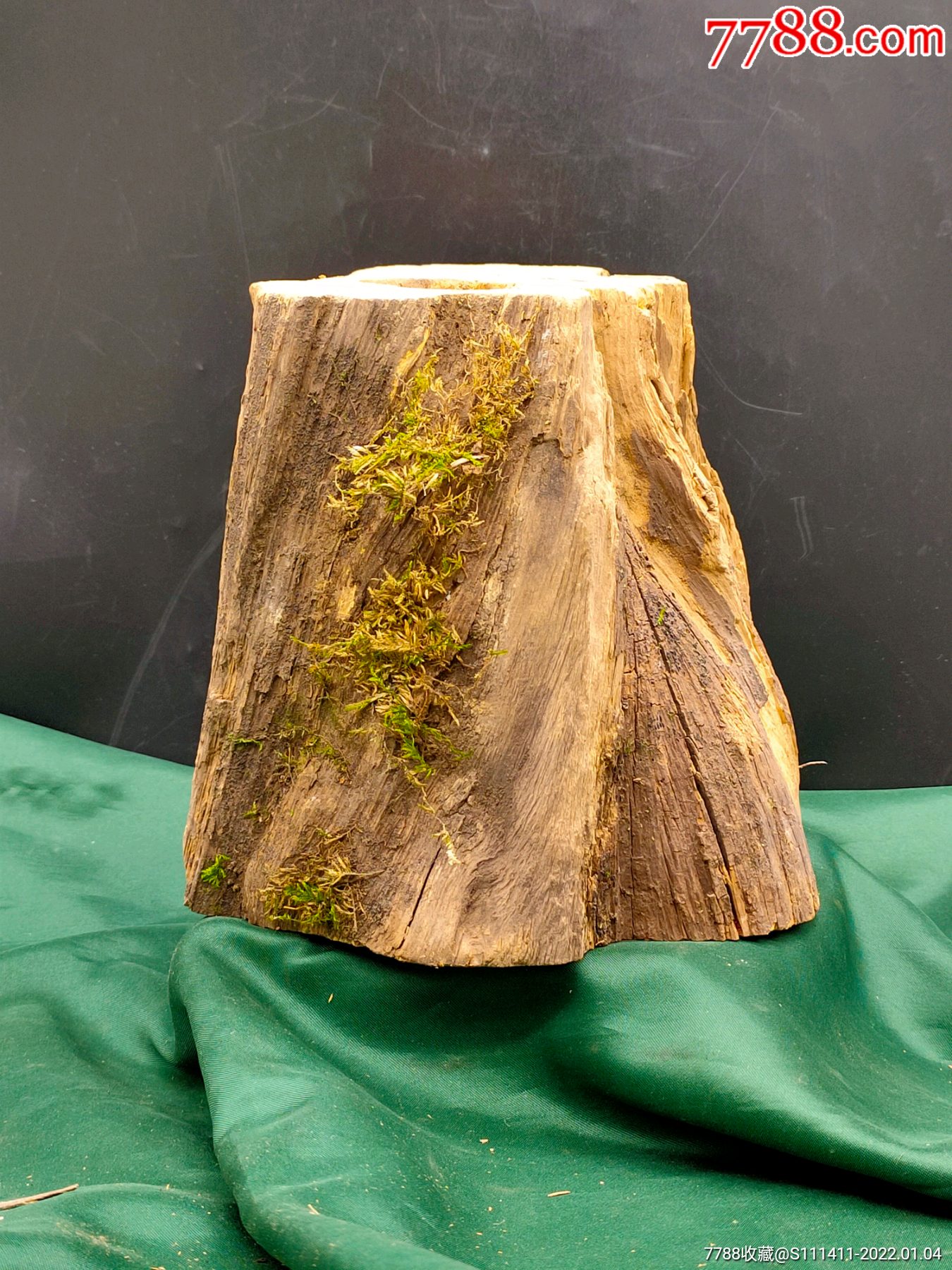 亿万年北沉香天然明子木摆件原木笔筒