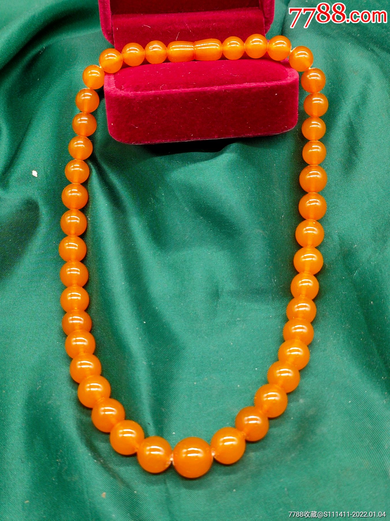 国外带回来的琥珀蜜蜡塔珠项链一串