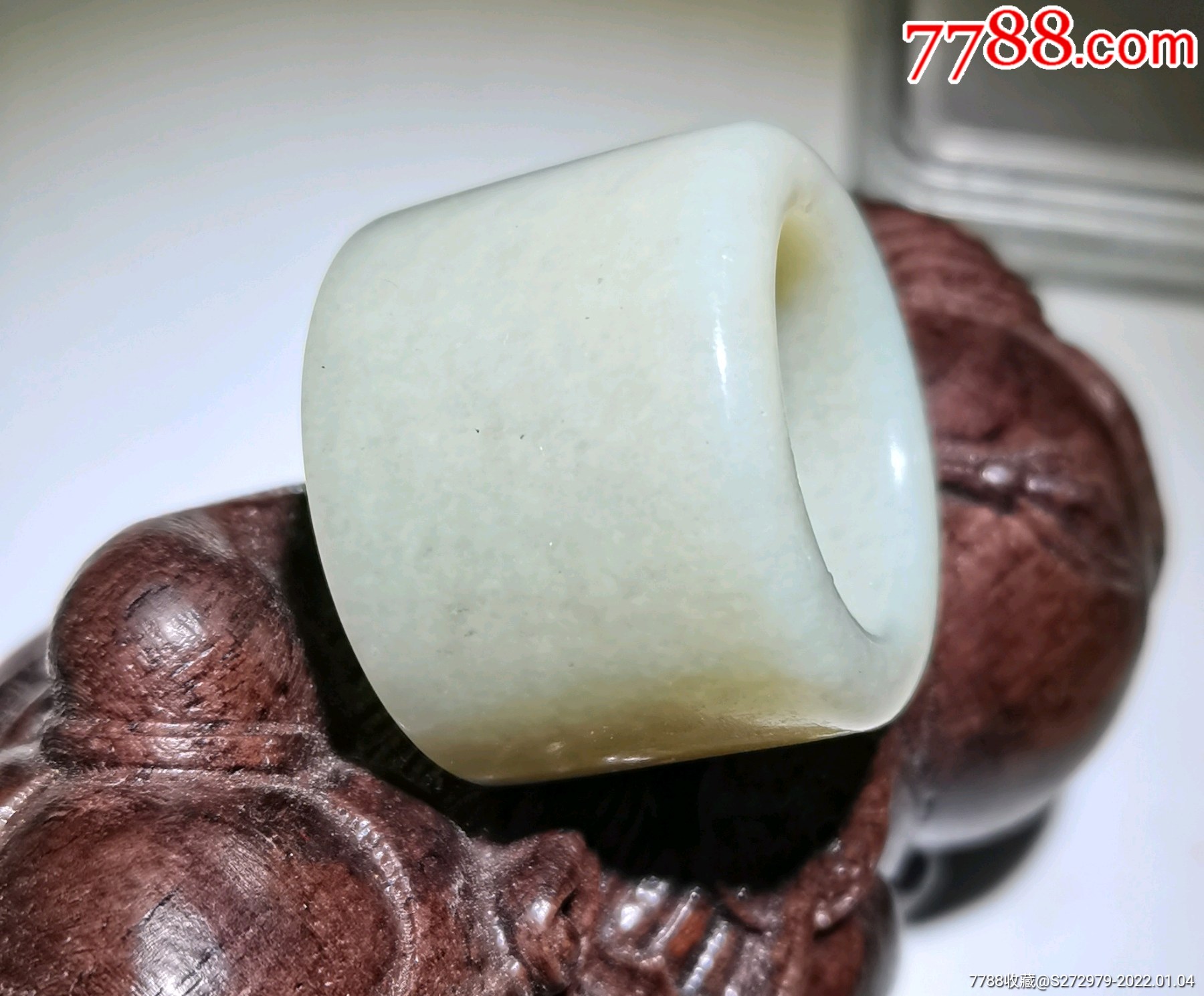 民国和田玉扳指一个