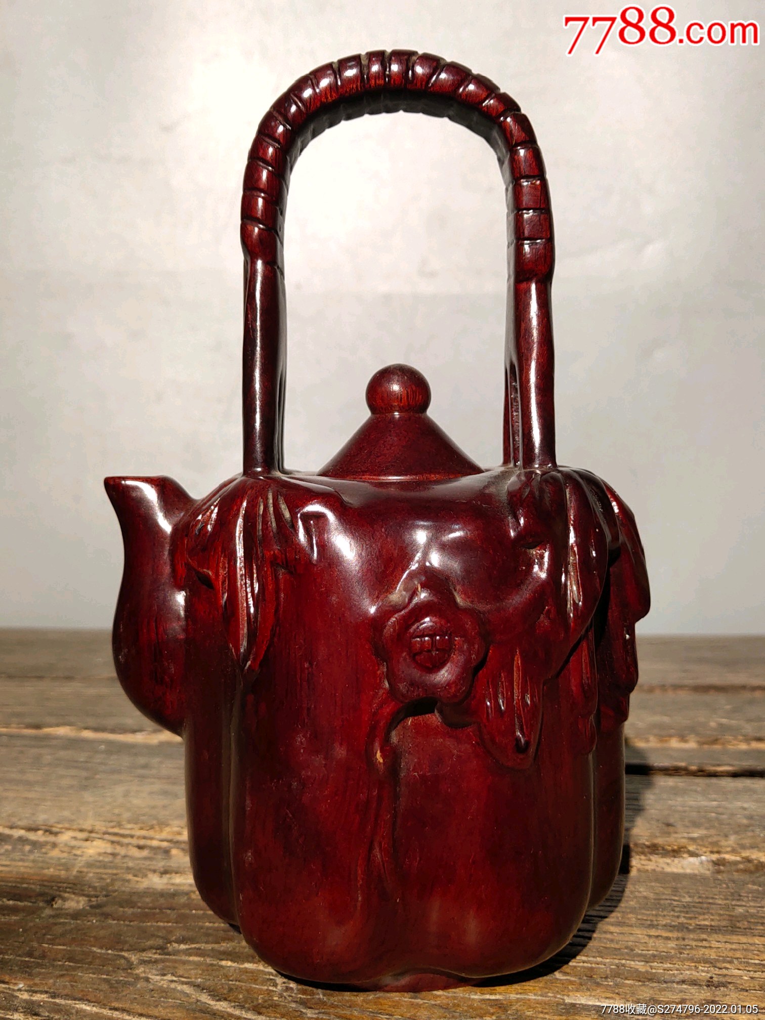 旧藏老红酸枝木纯手工雕刻高提梁南瓜壶招财摆件