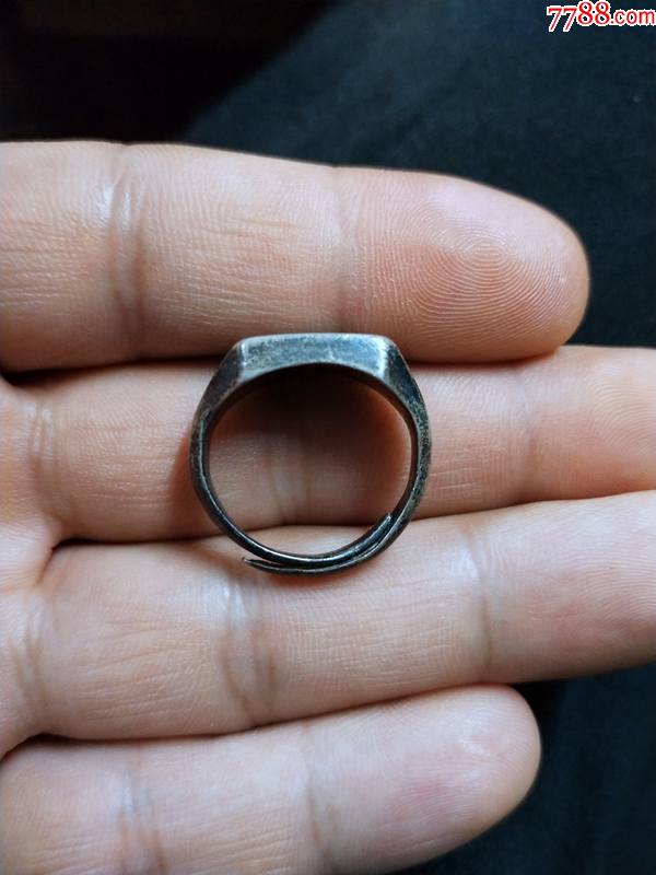古代银戒指老式图片