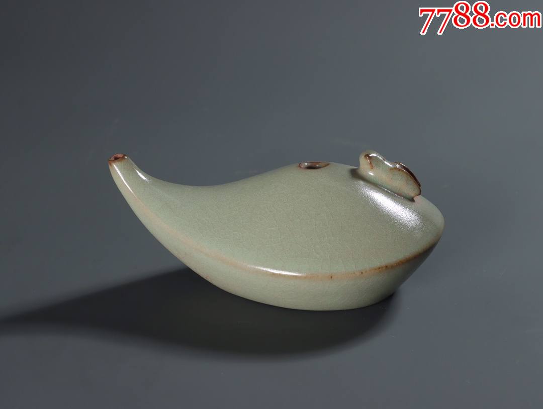 旧藏汝窑水滴壶