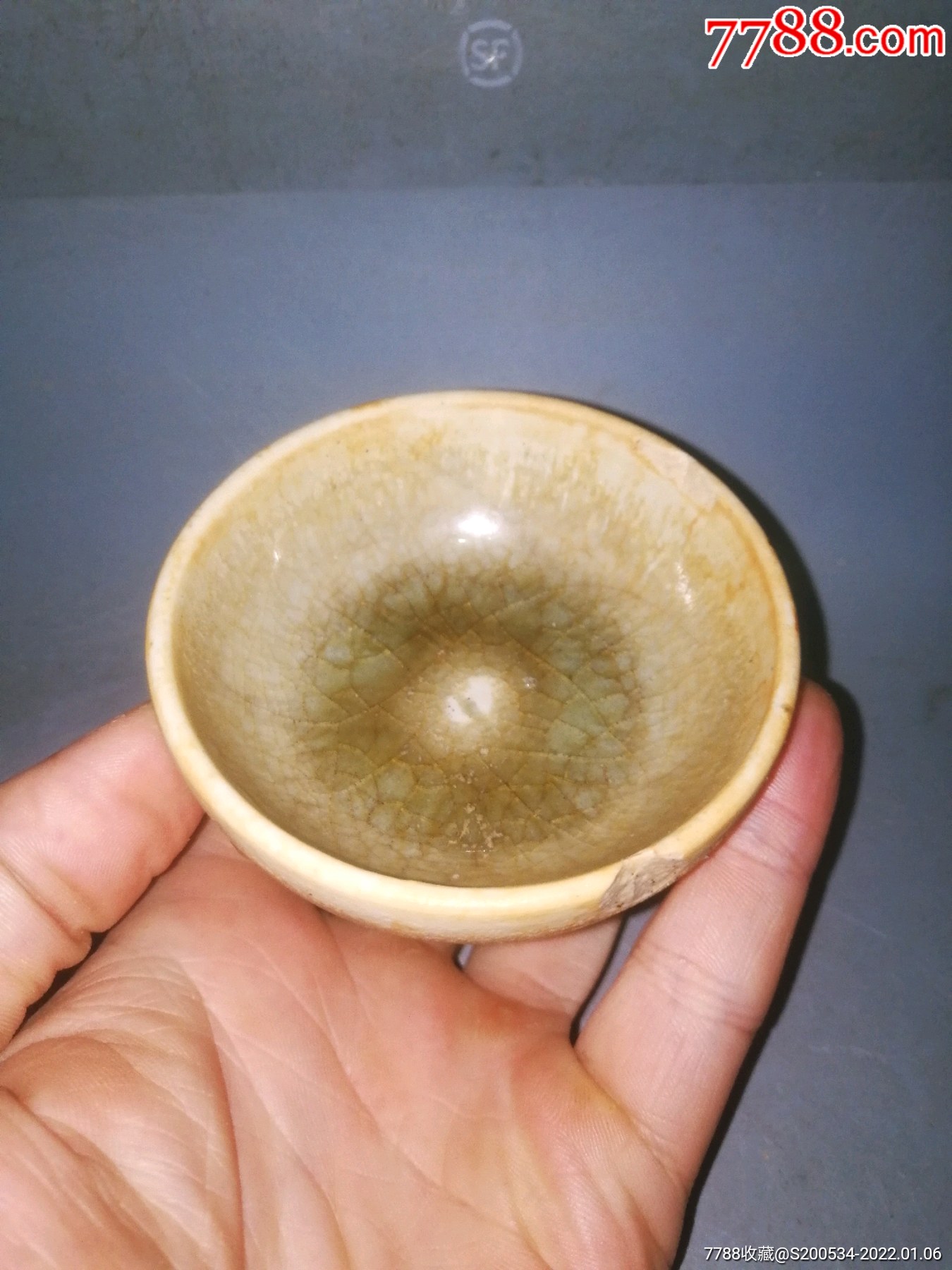 宋龙泉杯古玩收藏古董投资升值礼品摆件少见精品宋代龙泉小酒杯一只