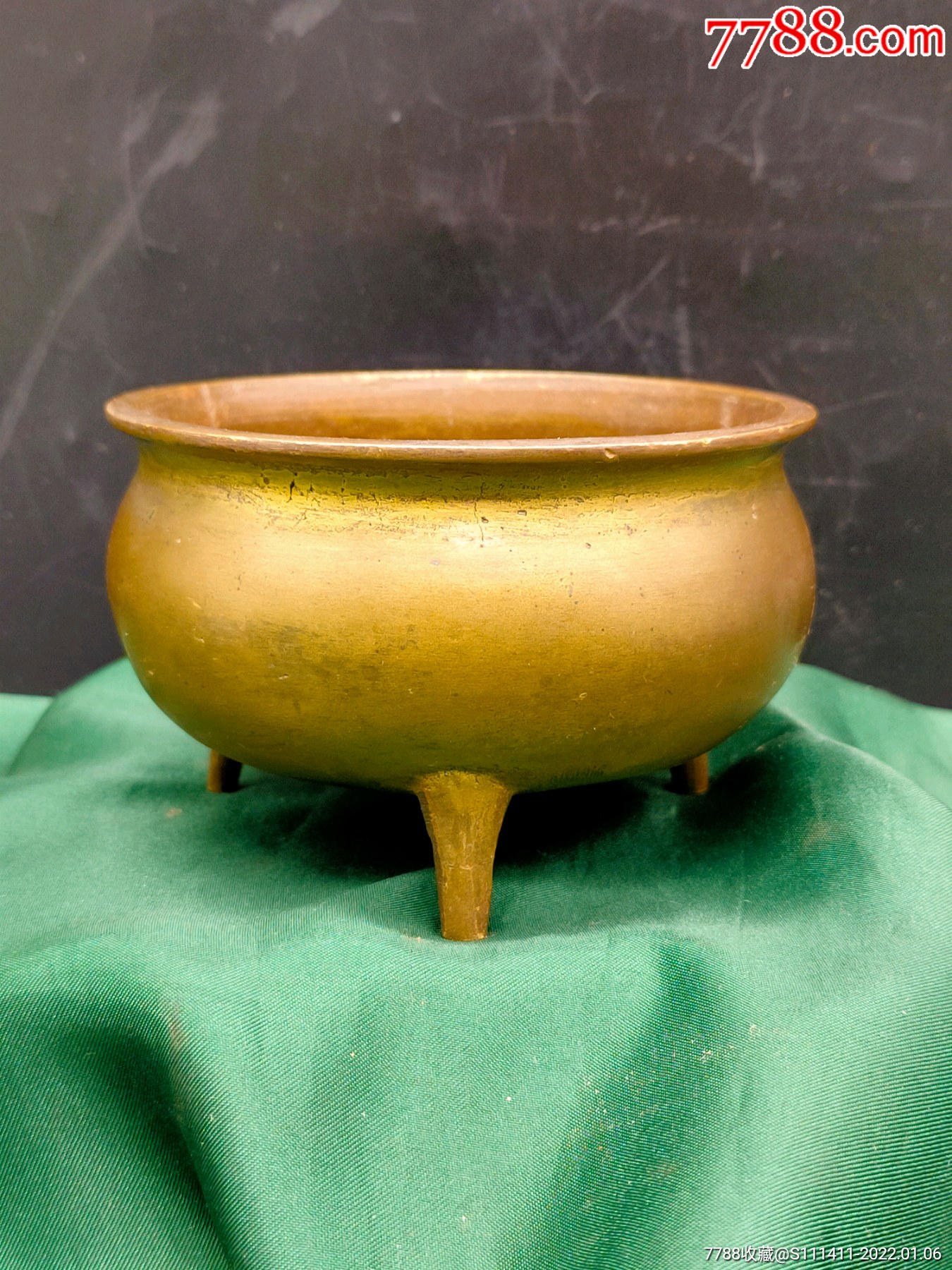 民国三足铜香炉