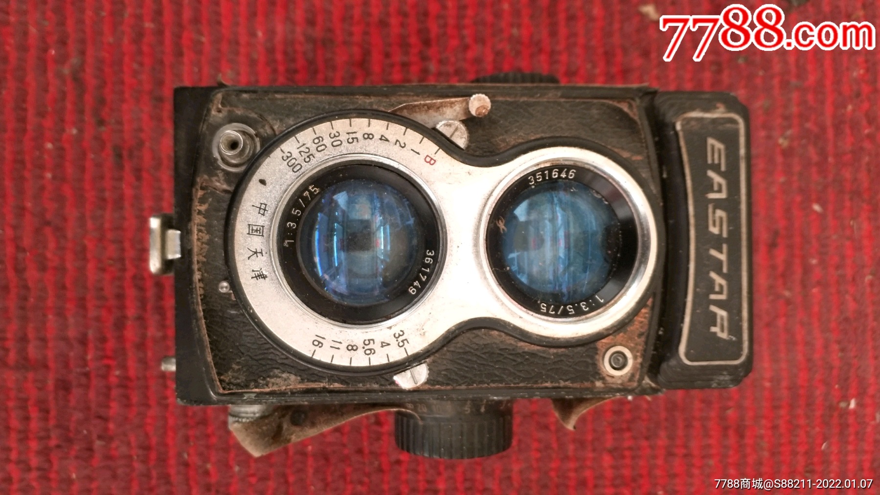 东方双反照相机