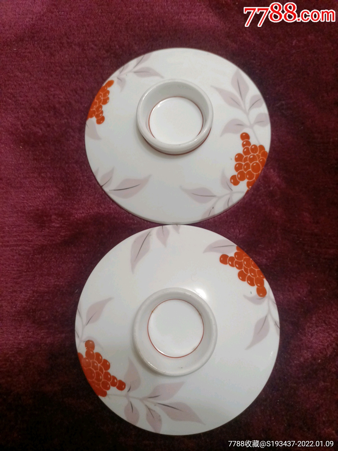 老式茶杯盖一对