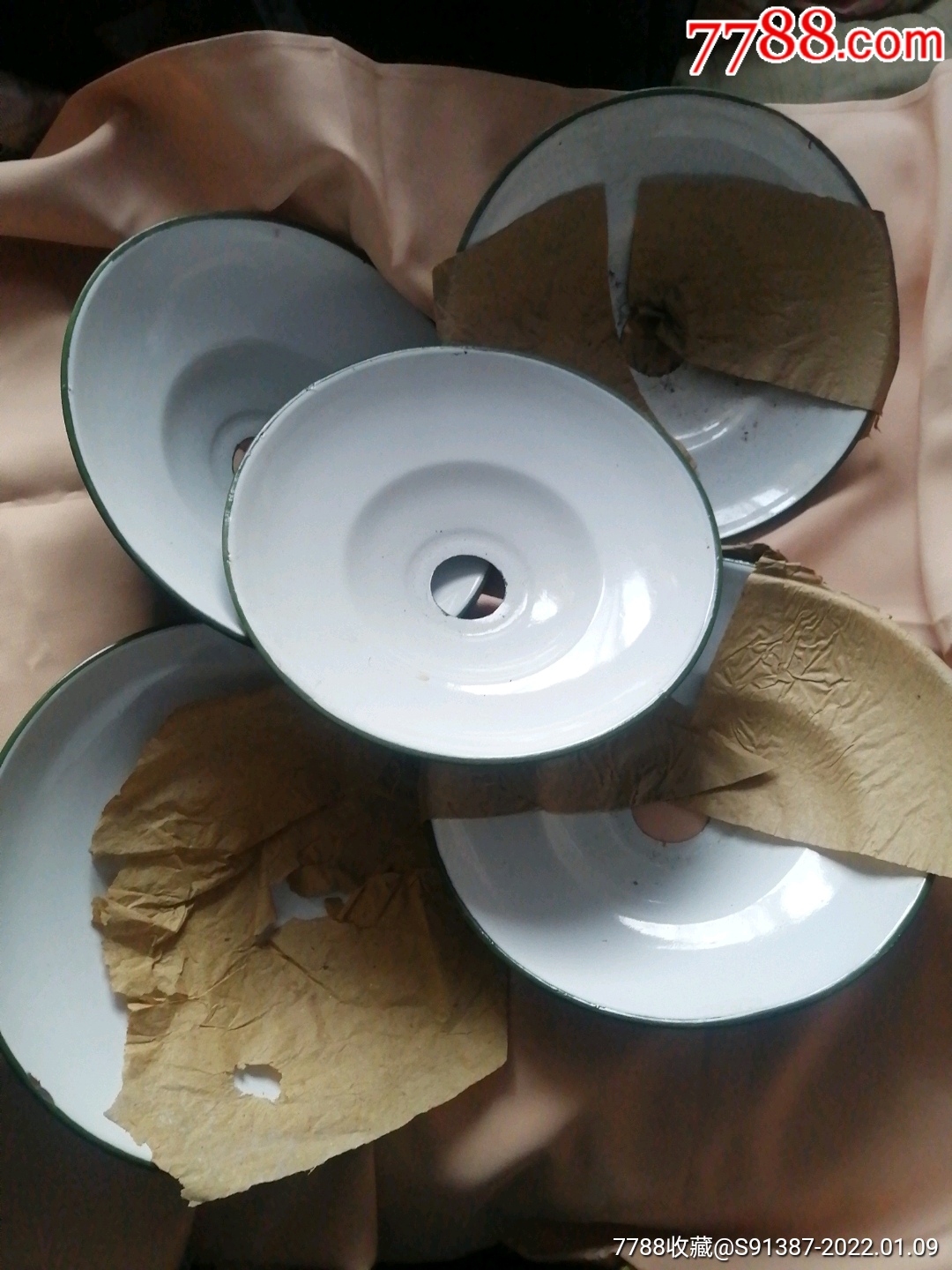 五个库存的老式的户外搪瓷灯罩合售