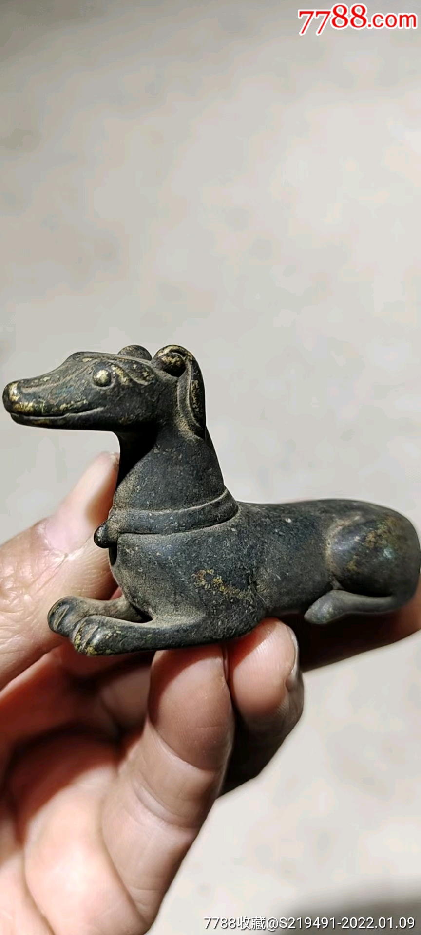清代铜狗摆件