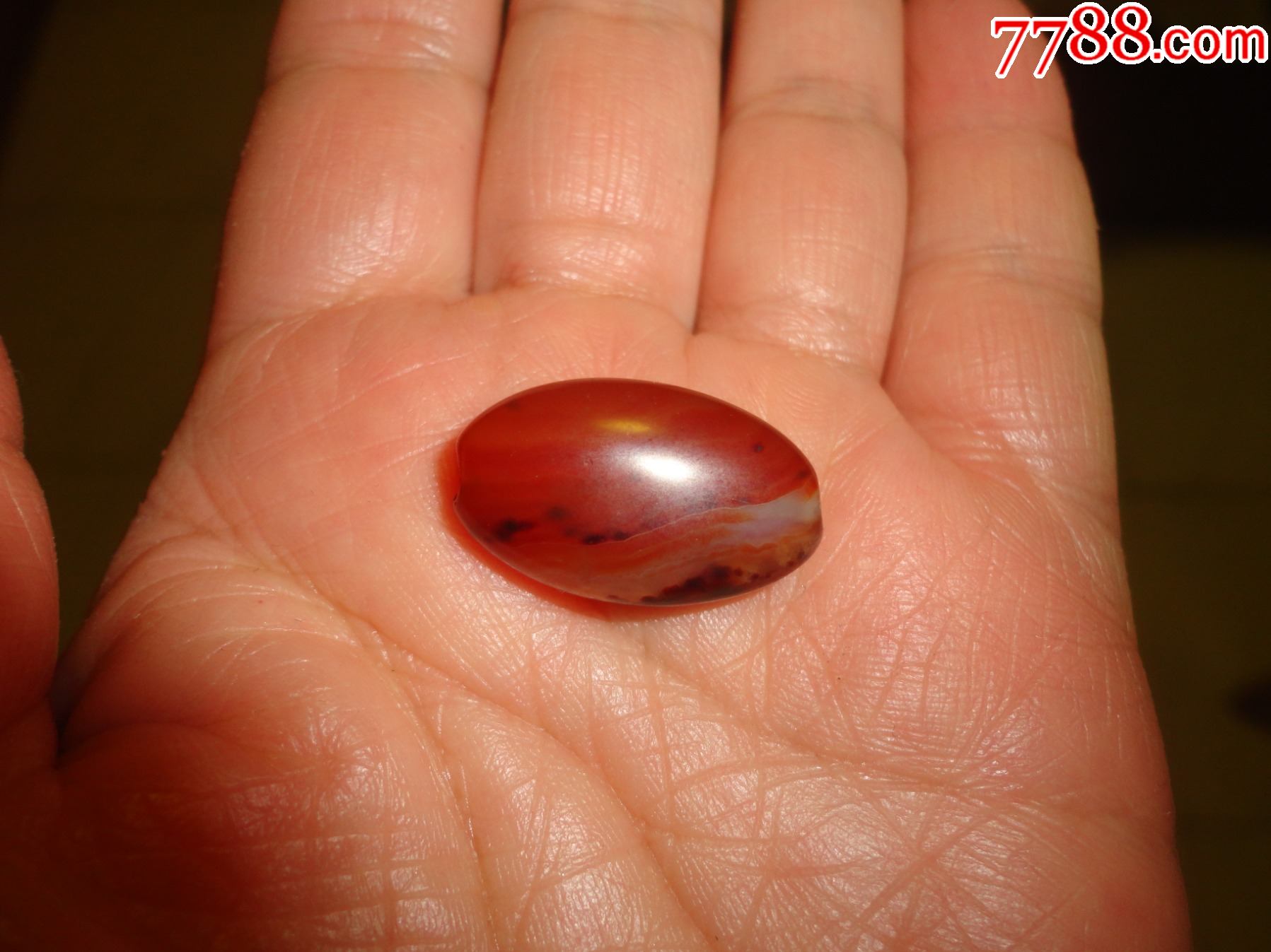 清代红玛瑙桶珠勒子珠背云挂件