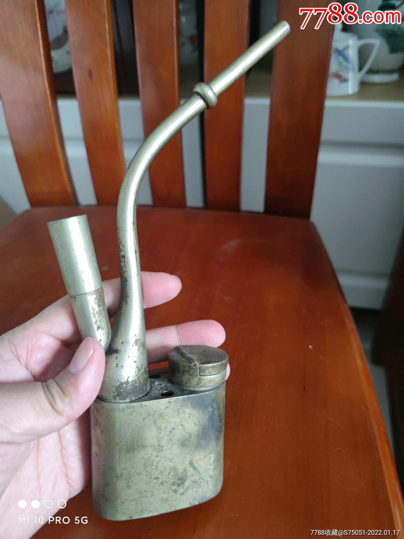 广东十八铺白铜水烟壶一个