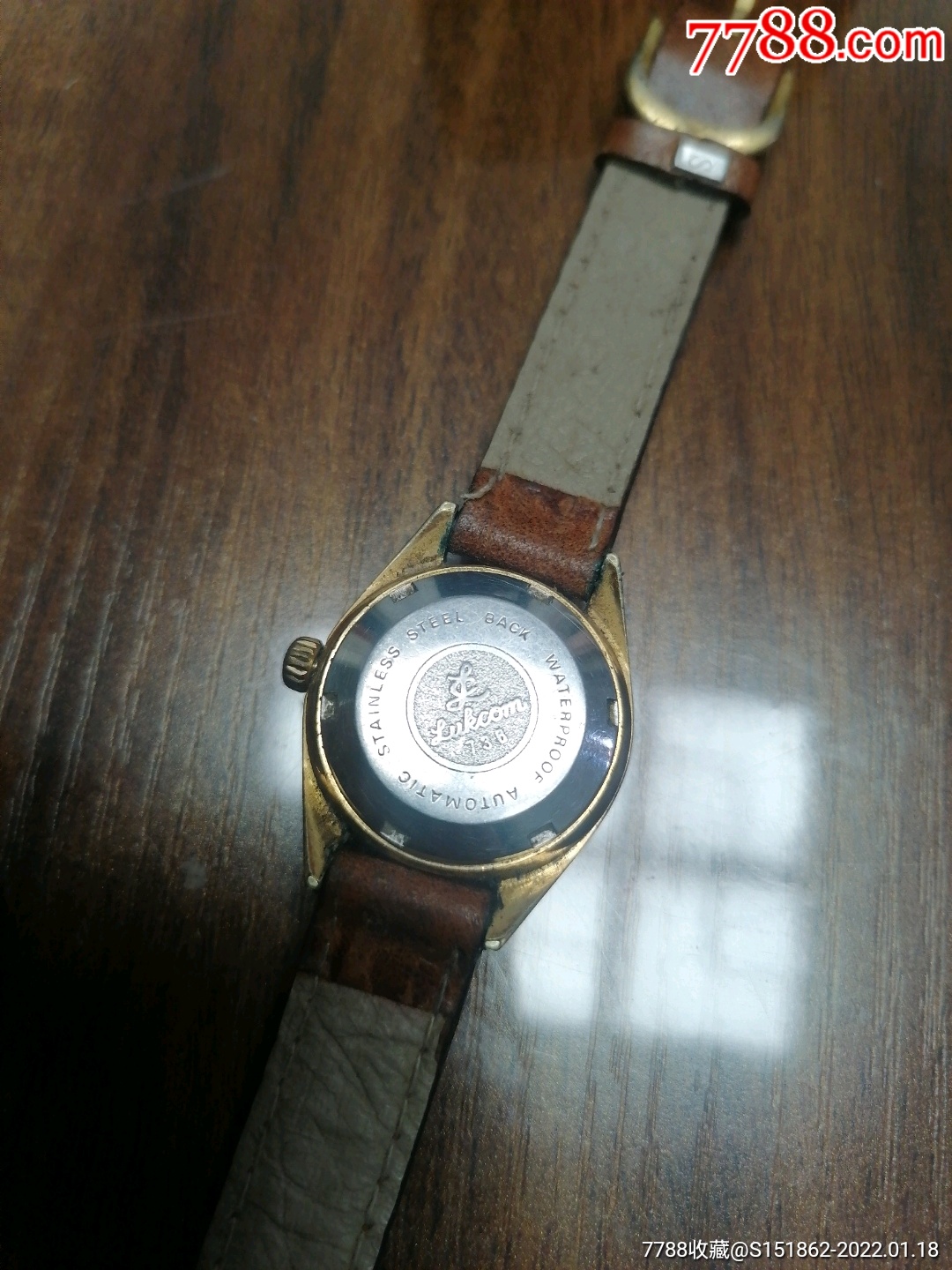 瑞士绿琴女表中品能走无暇估计准确度