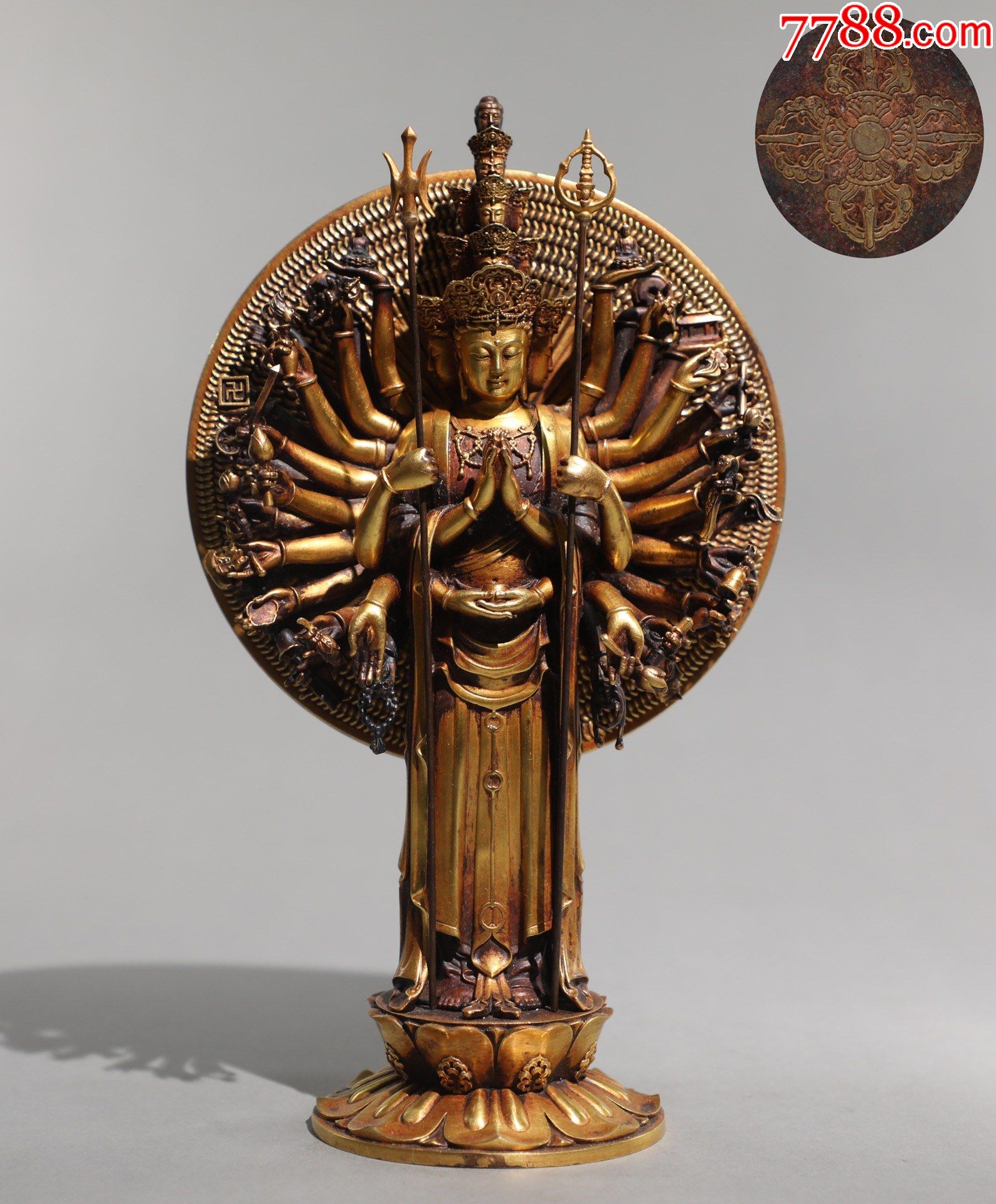 精铸铜胎鎏金千手观音立像a91s55f-铜像/铜佛像-7788校徽收藏