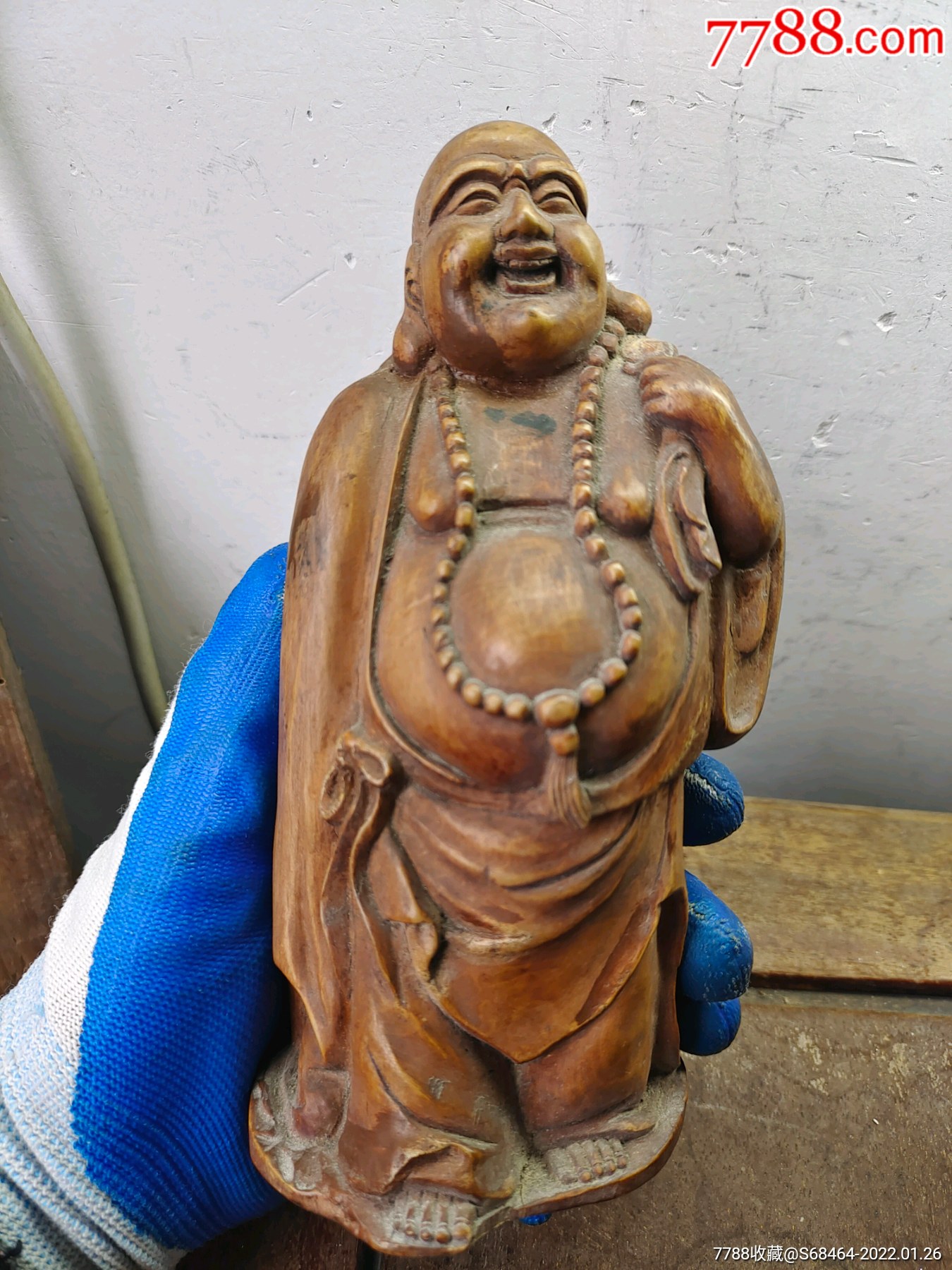 八十年代高17厘米手工雕刻布袋和尚立像一尊