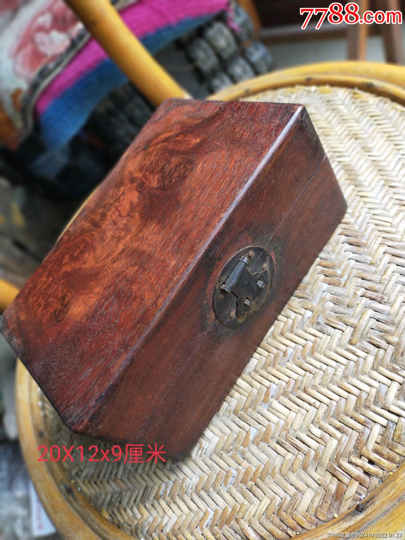 花纹特别漂亮的樱子木首饰盒