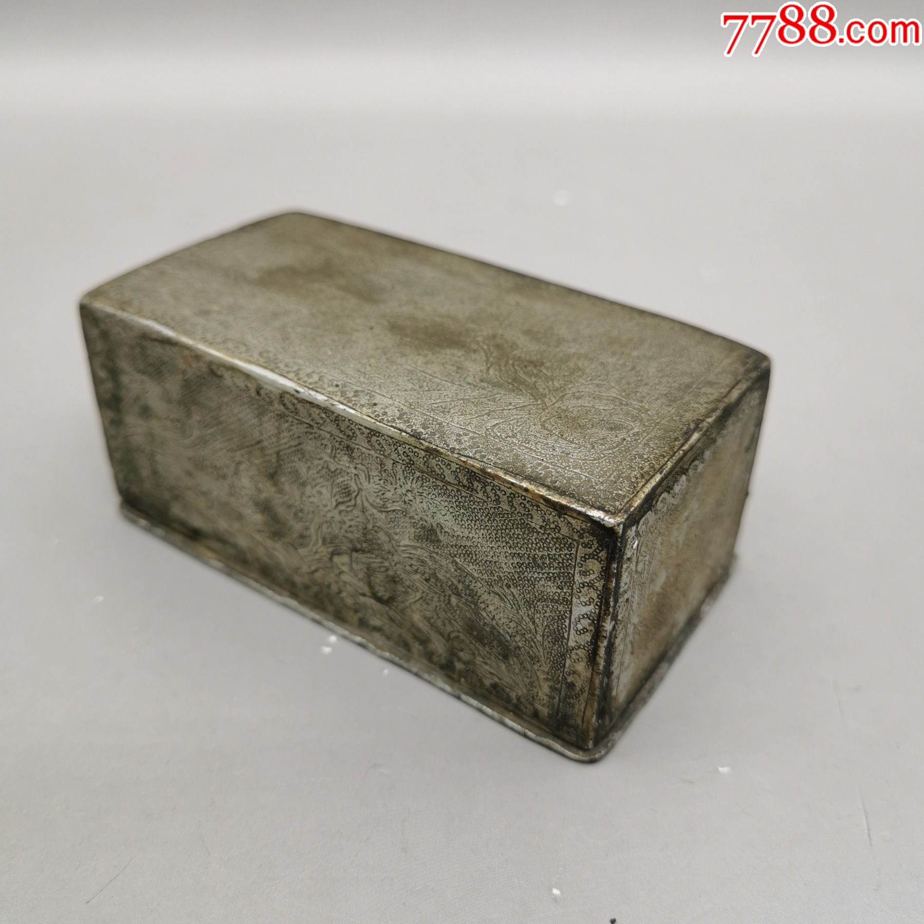 满工簪刻花鸟白锡印泥盒