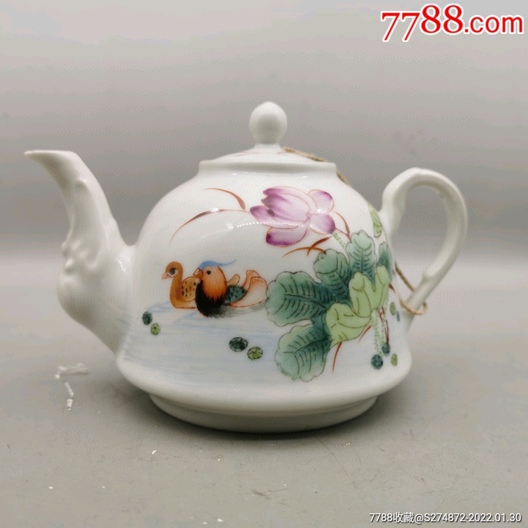 景德镇鸳鸯戏水粉彩瓷茶壶