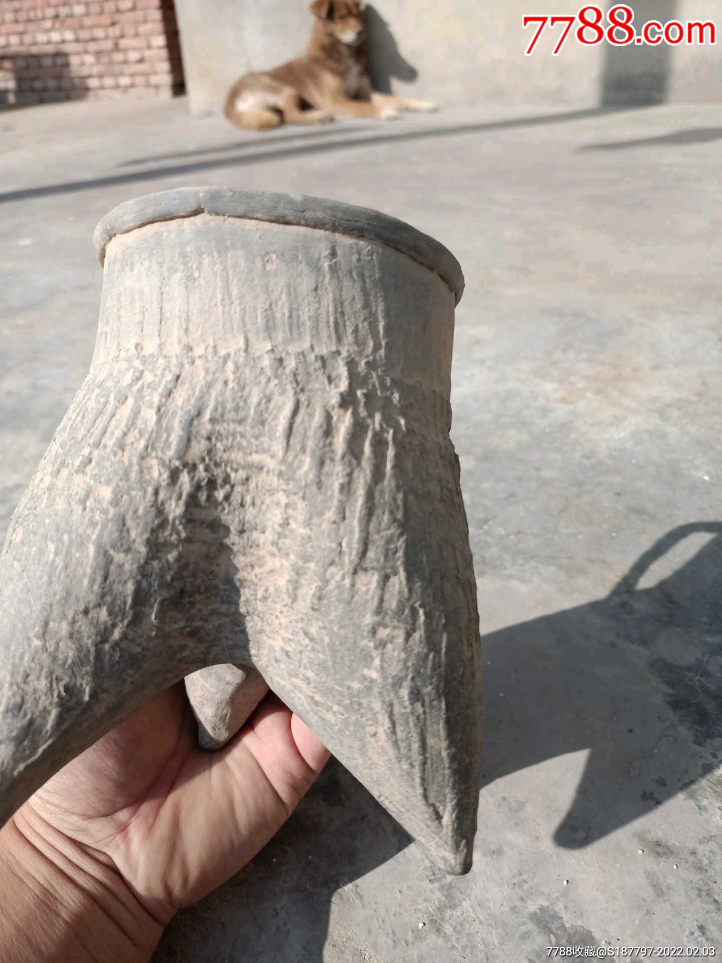 龙山文化单把鬲